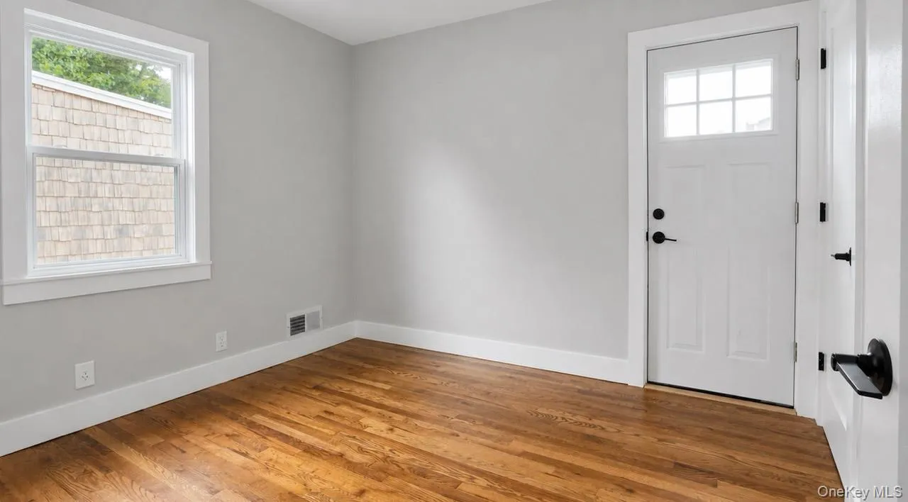 15 Berkshire Road, Hempstead, NY, 5 Bedrooms Bedrooms, 12 Rooms Rooms,3 BathroomsBathrooms,Residential,For Rent,Berkshire,0,1040245 15 Berkshire Road, Hempstead, NY, 5 Bedrooms Bedrooms, 12 Rooms Rooms,3 BathroomsBathrooms,Residential,For Rent,Berkshire,0,1040245