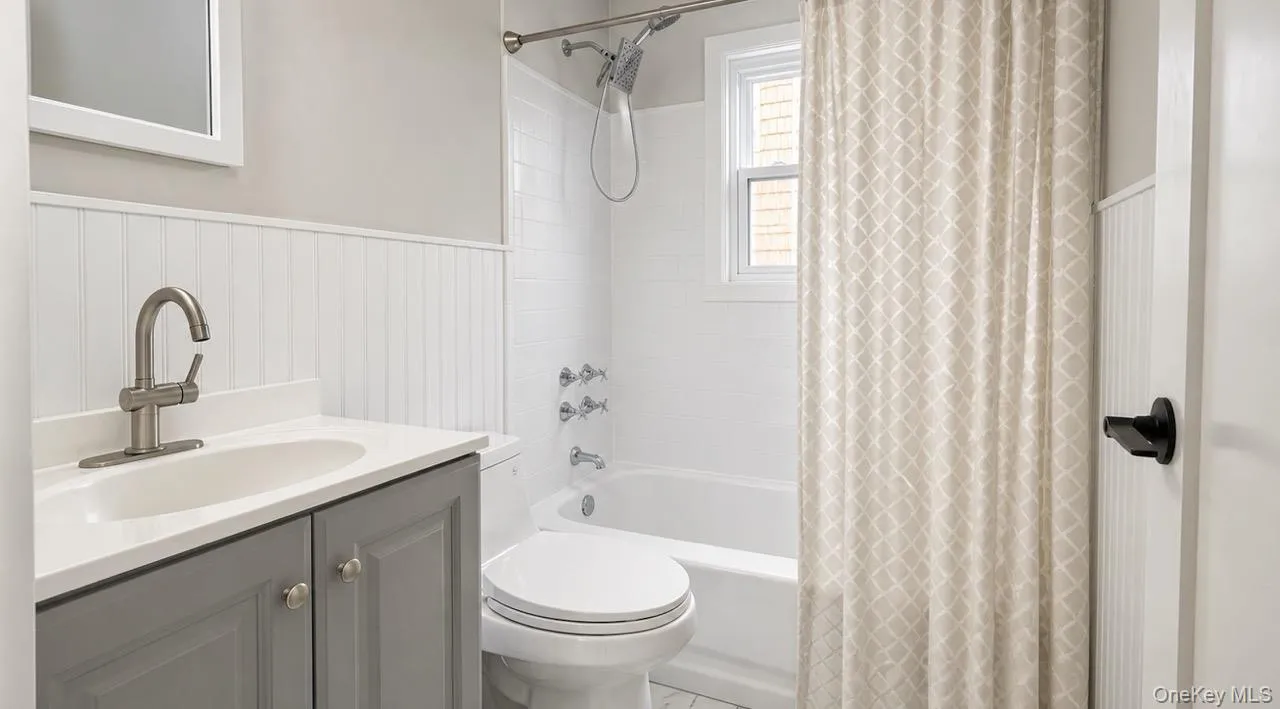 15 Berkshire Road, Hempstead, NY, 5 Bedrooms Bedrooms, 12 Rooms Rooms,3 BathroomsBathrooms,Residential,For Rent,Berkshire,0,1040245 15 Berkshire Road, Hempstead, NY, 5 Bedrooms Bedrooms, 12 Rooms Rooms,3 BathroomsBathrooms,Residential,For Rent,Berkshire,0,1040245