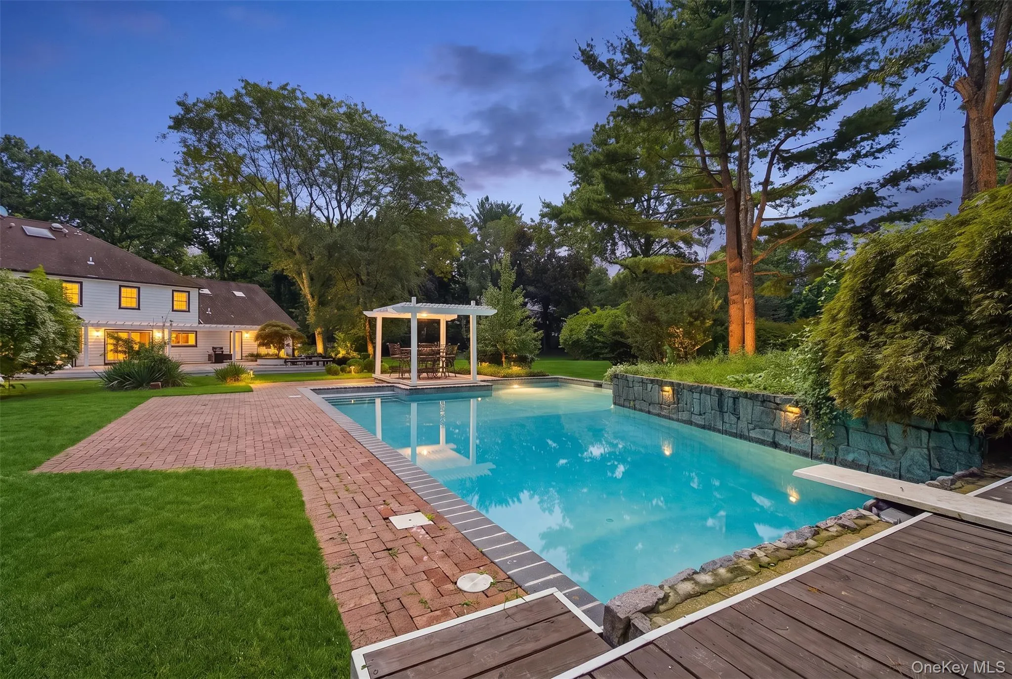 3 Farmwoods Lane, Oyster Bay, NY, 5 Bedrooms Bedrooms, 9 Rooms Rooms,3 BathroomsBathrooms,Residential Lease,For Rent,Farmwoods,0,1040249 3 Farmwoods Lane, Oyster Bay, NY, 5 Bedrooms Bedrooms, 9 Rooms Rooms,3 BathroomsBathrooms,Residential Lease,For Rent,Farmwoods,0,1040249