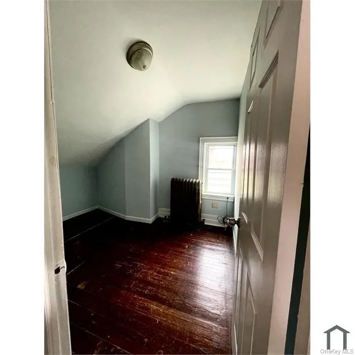 91-15 82nd Street, New York, NY, 3 Bedrooms Bedrooms, 5 Rooms Rooms,1 BathroomBathrooms,Residential Lease,For Rent,82nd,0,1040250 91-15 82nd Street, New York, NY, 3 Bedrooms Bedrooms, 5 Rooms Rooms,1 BathroomBathrooms,Residential Lease,For Rent,82nd,0,1040250