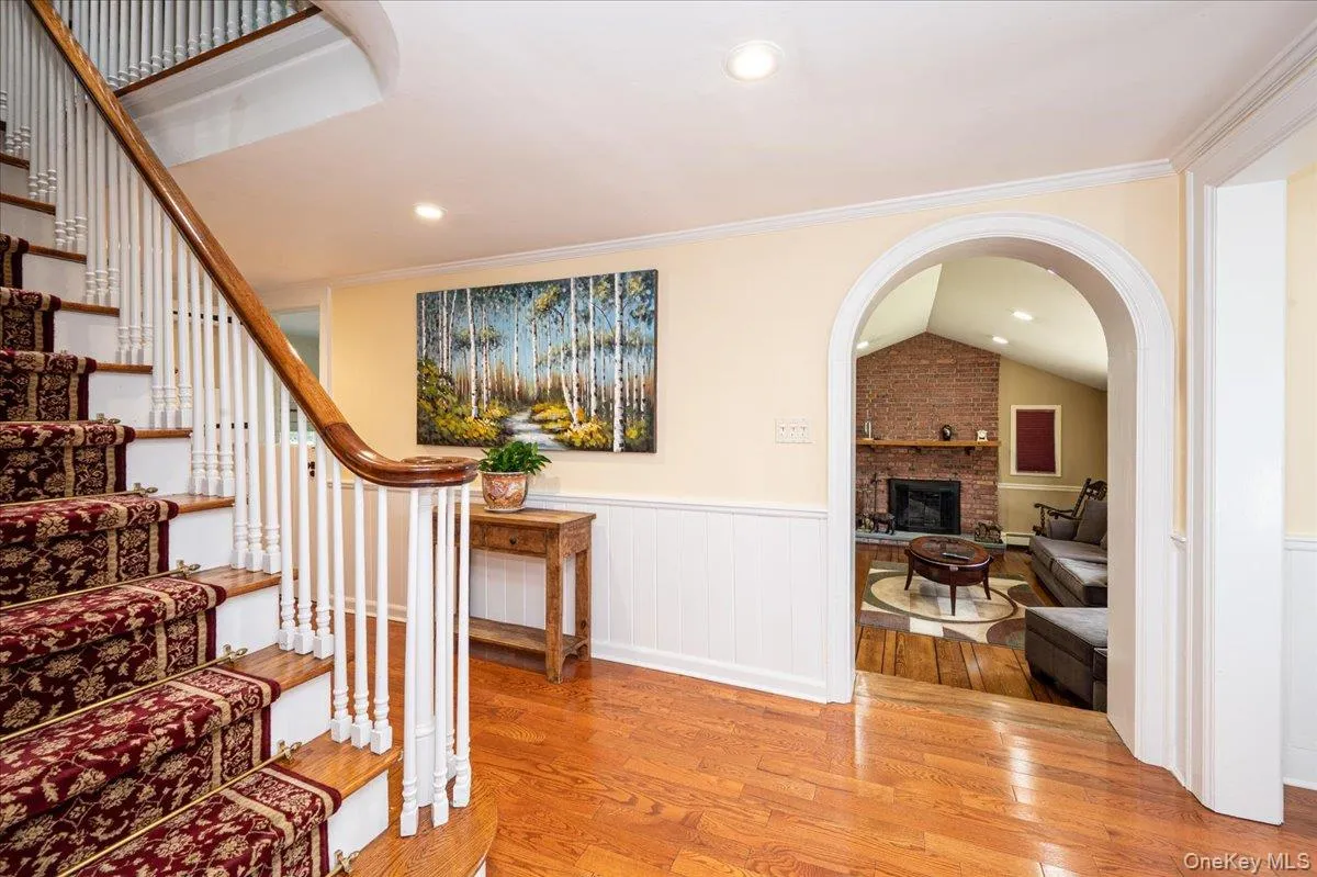34 Albemarle Road, North Hempstead, NY, 3 Bedrooms Bedrooms, 11 Rooms Rooms,2 BathroomsBathrooms,Residential,For Rent,Albemarle,0,1040255 34 Albemarle Road, North Hempstead, NY, 3 Bedrooms Bedrooms, 11 Rooms Rooms,2 BathroomsBathrooms,Residential,For Rent,Albemarle,0,1040255