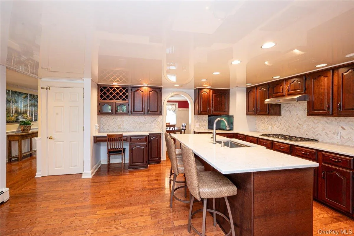 34 Albemarle Road, North Hempstead, NY, 3 Bedrooms Bedrooms, 11 Rooms Rooms,2 BathroomsBathrooms,Residential,For Rent,Albemarle,0,1040255 34 Albemarle Road, North Hempstead, NY, 3 Bedrooms Bedrooms, 11 Rooms Rooms,2 BathroomsBathrooms,Residential,For Rent,Albemarle,0,1040255