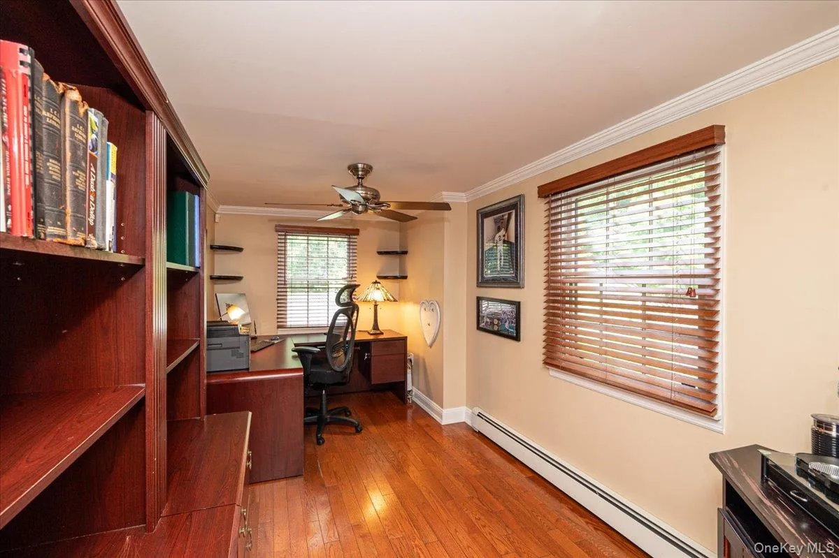 34 Albemarle Road, North Hempstead, NY, 3 Bedrooms Bedrooms, 11 Rooms Rooms,2 BathroomsBathrooms,Residential,For Rent,Albemarle,0,1040255 34 Albemarle Road, North Hempstead, NY, 3 Bedrooms Bedrooms, 11 Rooms Rooms,2 BathroomsBathrooms,Residential,For Rent,Albemarle,0,1040255