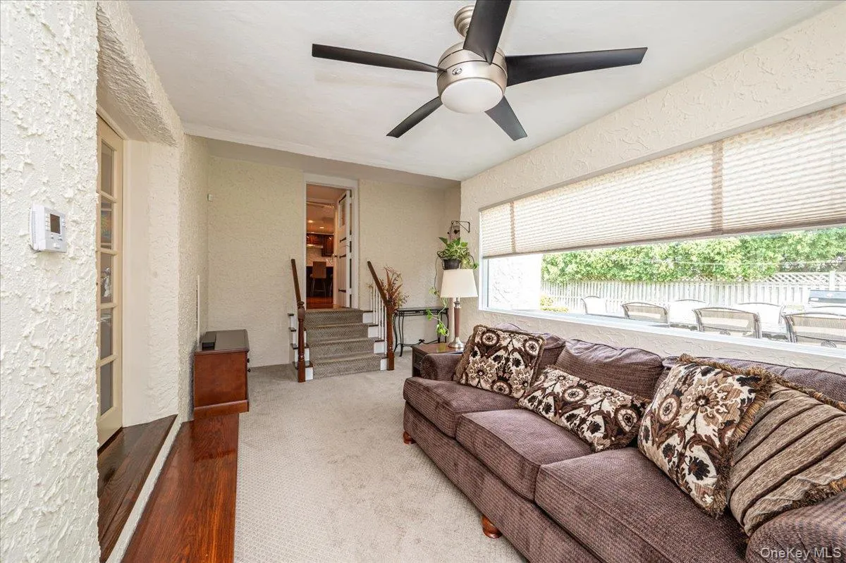34 Albemarle Road, North Hempstead, NY, 3 Bedrooms Bedrooms, 11 Rooms Rooms,2 BathroomsBathrooms,Residential,For Rent,Albemarle,0,1040255 34 Albemarle Road, North Hempstead, NY, 3 Bedrooms Bedrooms, 11 Rooms Rooms,2 BathroomsBathrooms,Residential,For Rent,Albemarle,0,1040255