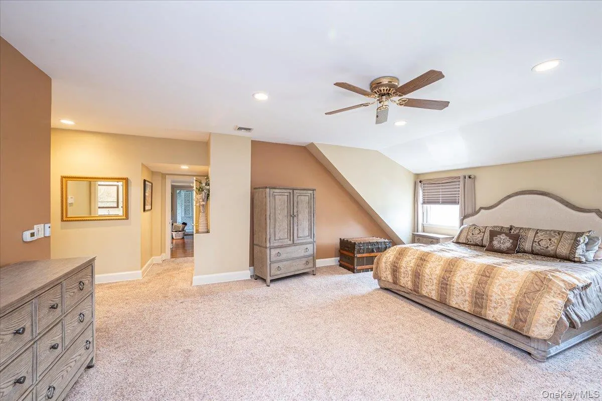 34 Albemarle Road, North Hempstead, NY, 3 Bedrooms Bedrooms, 11 Rooms Rooms,2 BathroomsBathrooms,Residential,For Rent,Albemarle,0,1040255 34 Albemarle Road, North Hempstead, NY, 3 Bedrooms Bedrooms, 11 Rooms Rooms,2 BathroomsBathrooms,Residential,For Rent,Albemarle,0,1040255