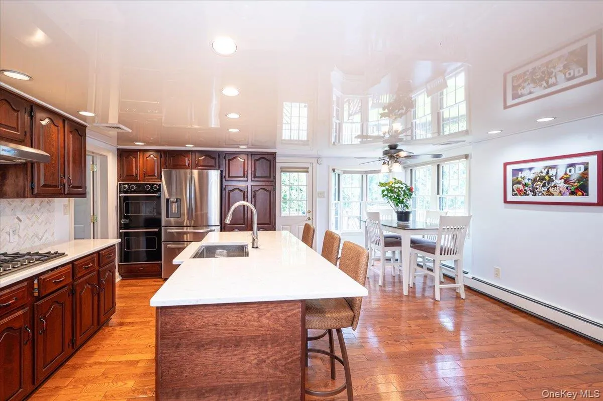 34 Albemarle Road, North Hempstead, NY, 3 Bedrooms Bedrooms, 11 Rooms Rooms,2 BathroomsBathrooms,Residential,For Rent,Albemarle,0,1040255 34 Albemarle Road, North Hempstead, NY, 3 Bedrooms Bedrooms, 11 Rooms Rooms,2 BathroomsBathrooms,Residential,For Rent,Albemarle,0,1040255