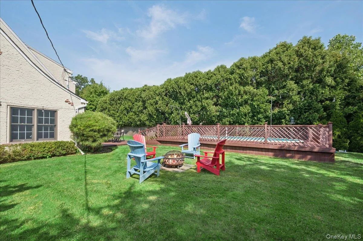 34 Albemarle Road, North Hempstead, NY, 3 Bedrooms Bedrooms, 11 Rooms Rooms,2 BathroomsBathrooms,Residential,For Rent,Albemarle,0,1040255 34 Albemarle Road, North Hempstead, NY, 3 Bedrooms Bedrooms, 11 Rooms Rooms,2 BathroomsBathrooms,Residential,For Rent,Albemarle,0,1040255