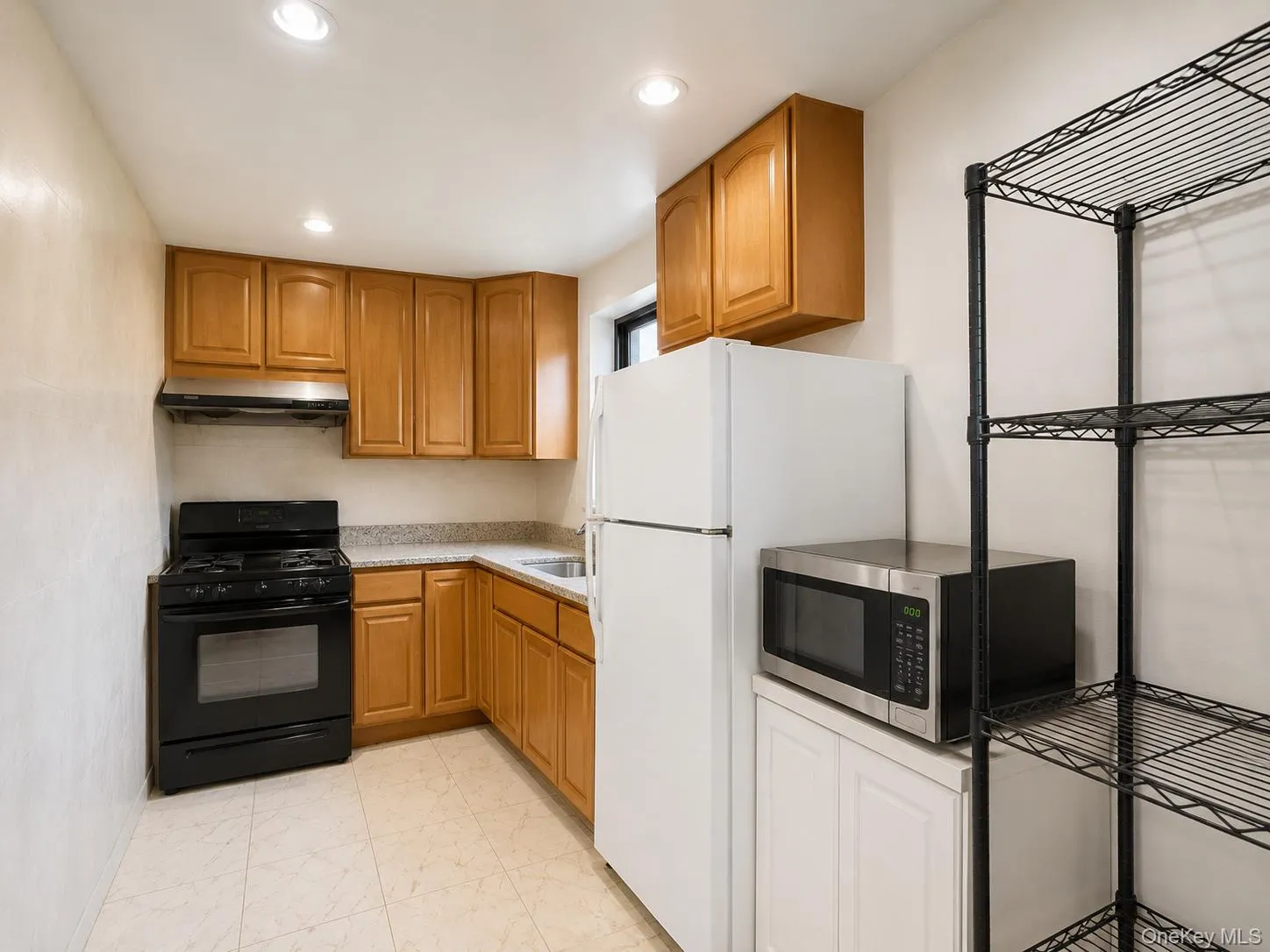 137-29 68TH Drive, New York, NY, 2 Bedrooms Bedrooms, 4 Rooms Rooms,1 BathroomBathrooms,Residential,For Rent,68TH,0,1040256 137-29 68TH Drive, New York, NY, 2 Bedrooms Bedrooms, 4 Rooms Rooms,1 BathroomBathrooms,Residential,For Rent,68TH,0,1040256