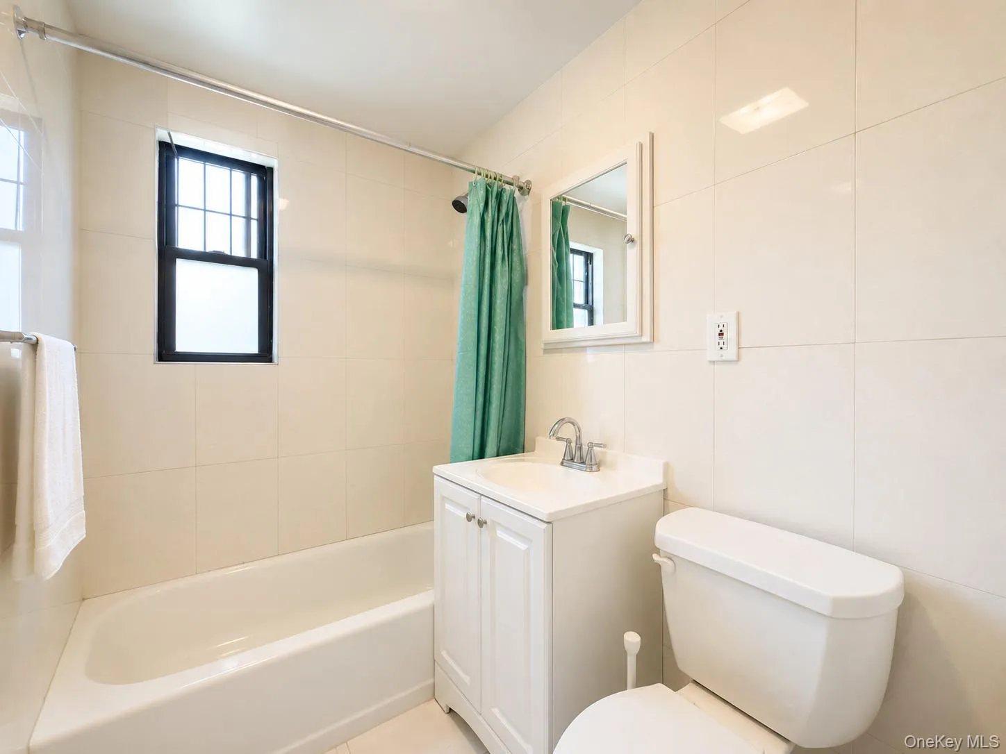 137-29 68TH Drive, New York, NY, 2 Bedrooms Bedrooms, 4 Rooms Rooms,1 BathroomBathrooms,Residential,For Rent,68TH,0,1040256 137-29 68TH Drive, New York, NY, 2 Bedrooms Bedrooms, 4 Rooms Rooms,1 BathroomBathrooms,Residential,For Rent,68TH,0,1040256