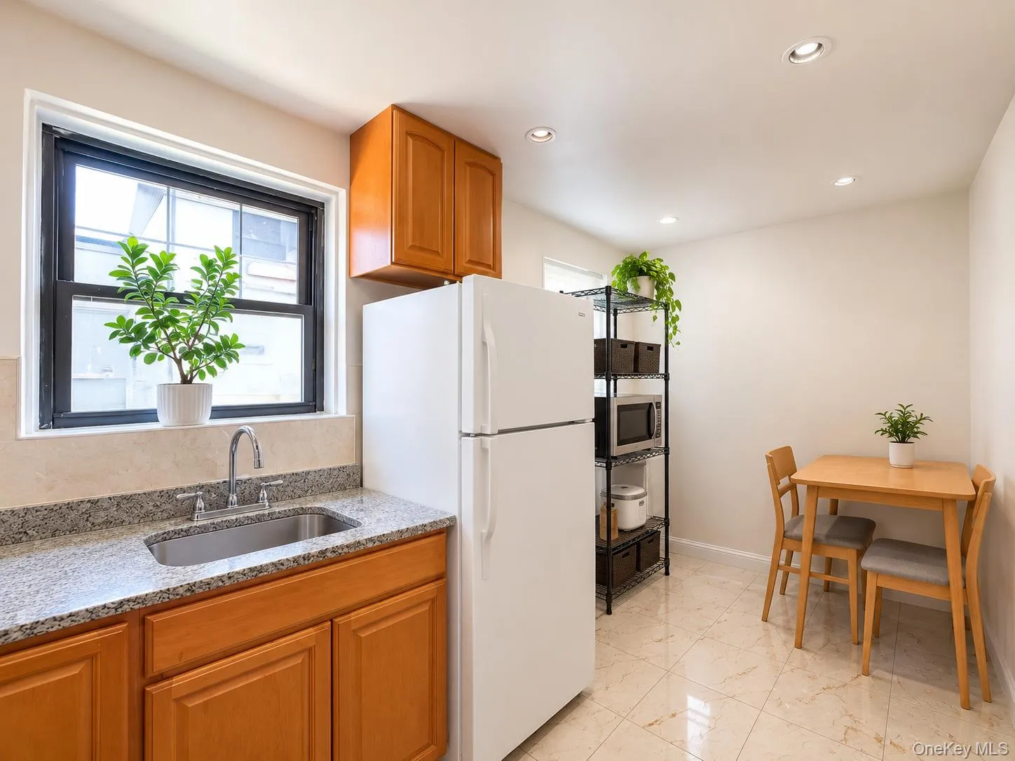 137-29 68TH Drive, New York, NY, 2 Bedrooms Bedrooms, 4 Rooms Rooms,1 BathroomBathrooms,Residential,For Rent,68TH,0,1040256 137-29 68TH Drive, New York, NY, 2 Bedrooms Bedrooms, 4 Rooms Rooms,1 BathroomBathrooms,Residential,For Rent,68TH,0,1040256
