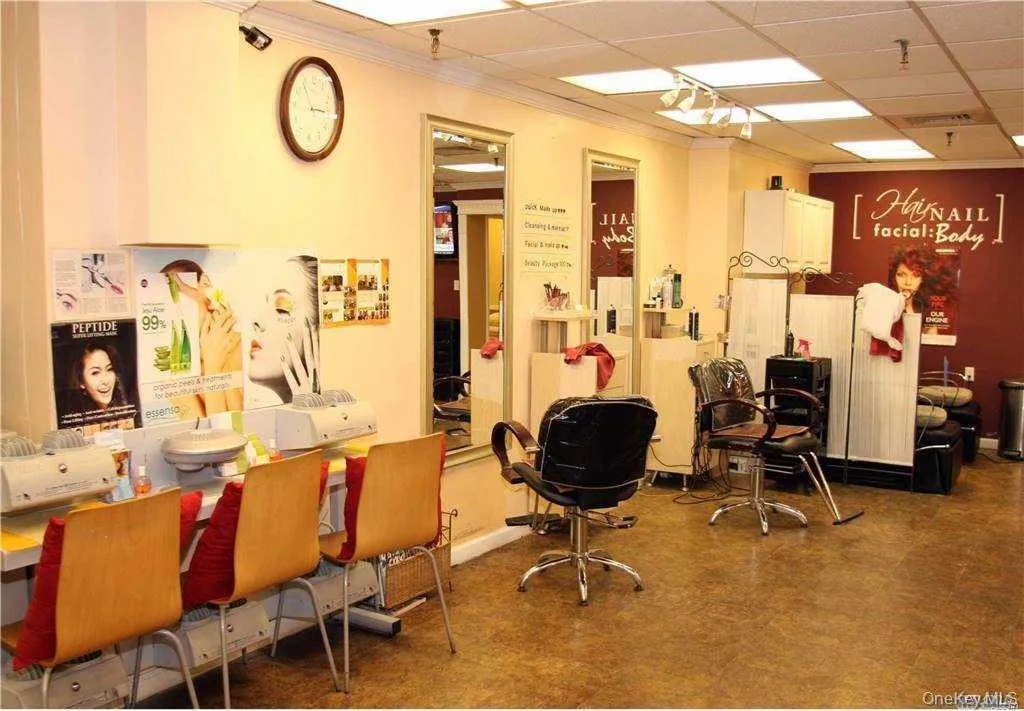 18-05 215 Street, New York, NY, 1 Bedroom Bedrooms, 3 Rooms Rooms,1 BathroomBathrooms,Residential,For Rent,215,0,1040261 18-05 215 Street, New York, NY, 1 Bedroom Bedrooms, 3 Rooms Rooms,1 BathroomBathrooms,Residential,For Rent,215,0,1040261
