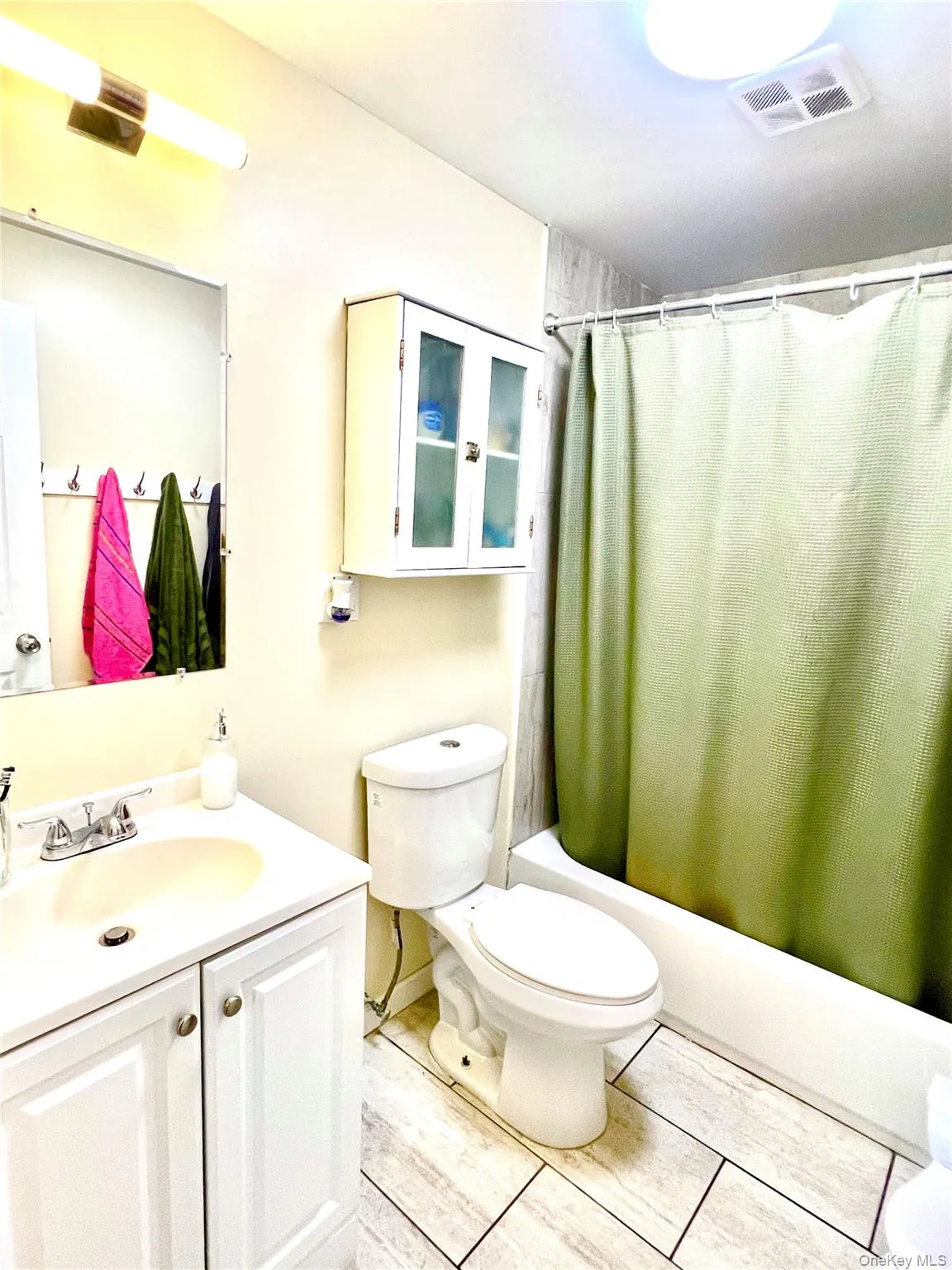 108 North Street, Middletown, NY, 3 Bedrooms Bedrooms, 6 Rooms Rooms,2 BathroomsBathrooms,Residential Lease,For Rent,North,0,1040262 108 North Street, Middletown, NY, 3 Bedrooms Bedrooms, 6 Rooms Rooms,2 BathroomsBathrooms,Residential Lease,For Rent,North,0,1040262