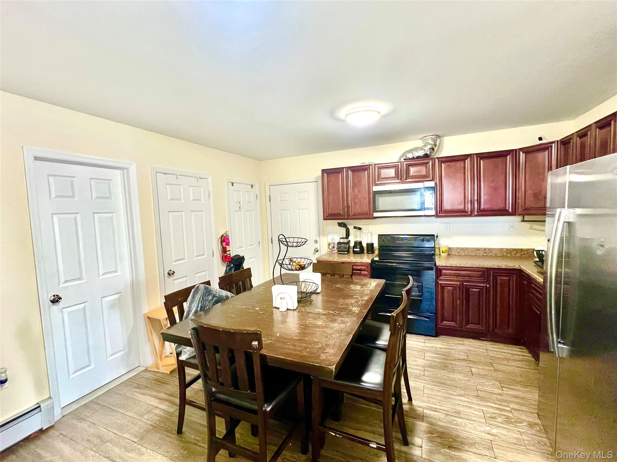 108 North Street, Middletown, NY, 3 Bedrooms Bedrooms, 6 Rooms Rooms,2 BathroomsBathrooms,Residential Lease,For Rent,North,0,1040262 108 North Street, Middletown, NY, 3 Bedrooms Bedrooms, 6 Rooms Rooms,2 BathroomsBathrooms,Residential Lease,For Rent,North,0,1040262