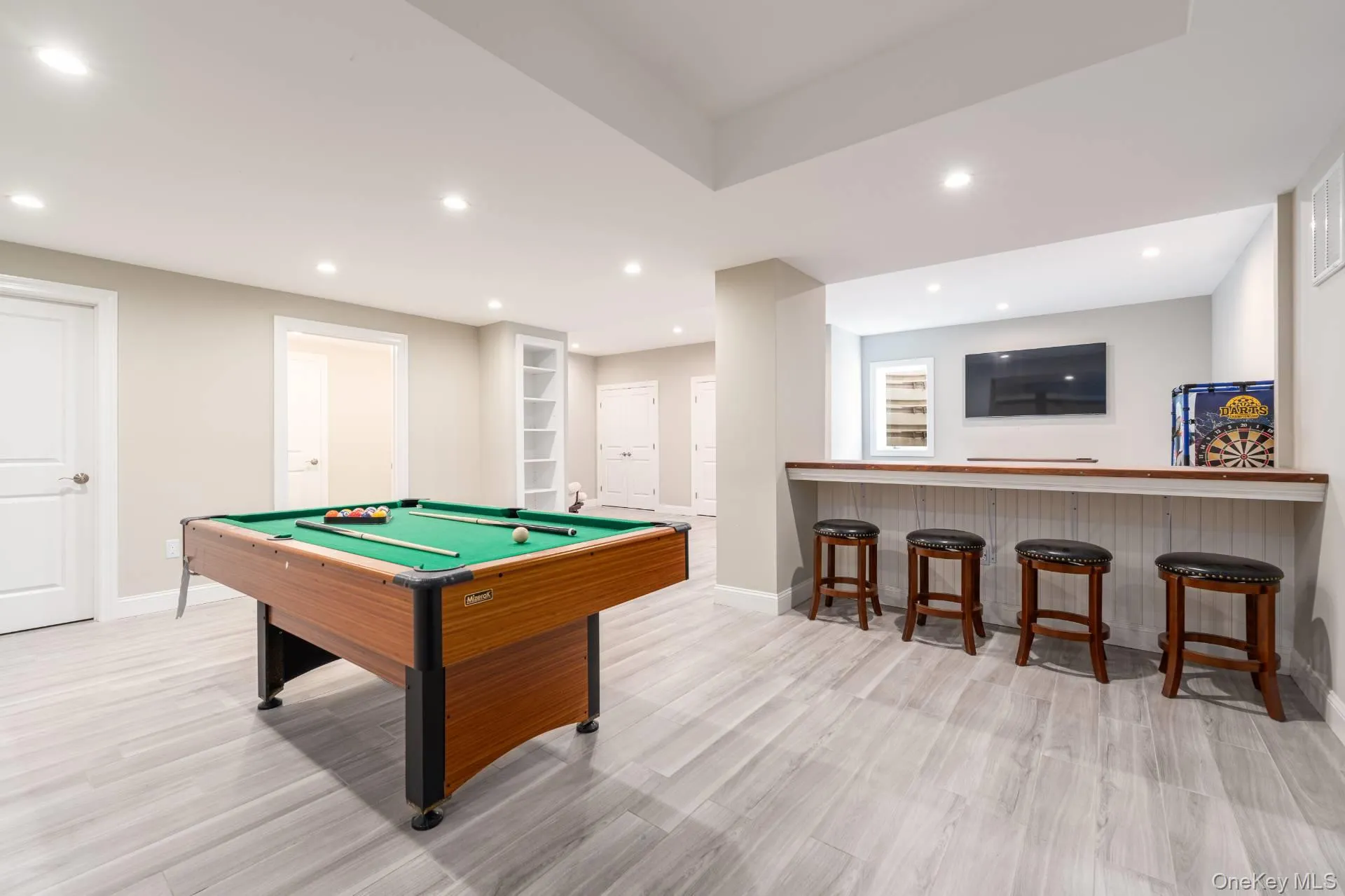 16125 Soundview Avenue, Southold 16125 Soundview Avenue, Southold