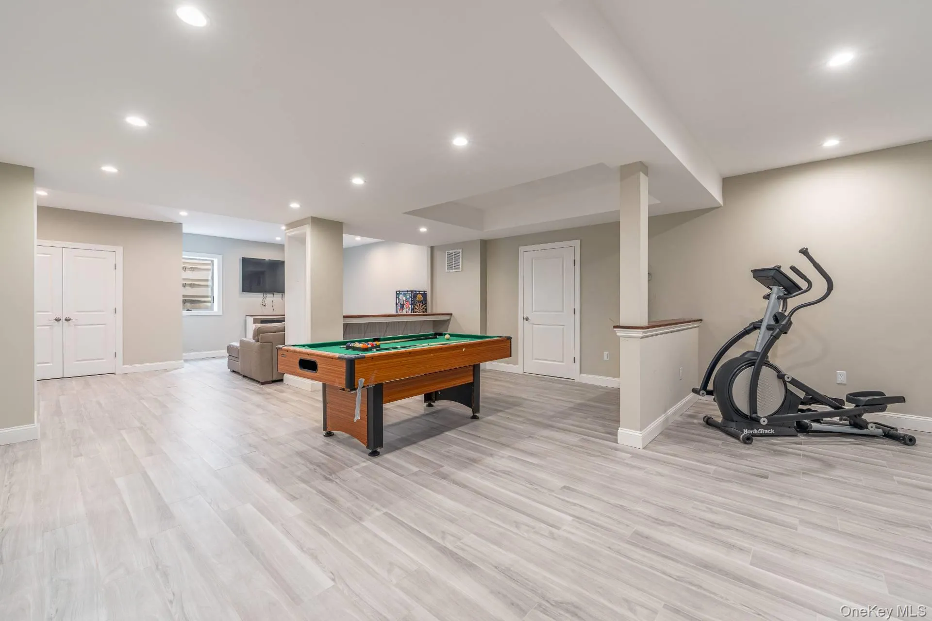 16125 Soundview Avenue, Southold 16125 Soundview Avenue, Southold