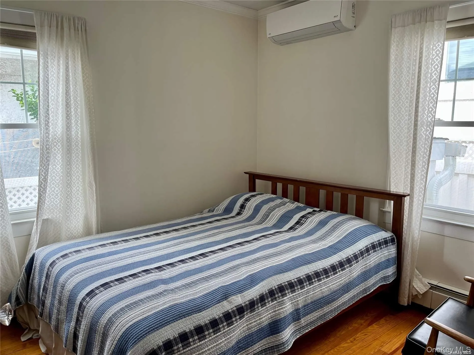 35 Oswego Avenue, Hempstead, NY, 3 Bedrooms Bedrooms, 6 Rooms Rooms,1 BathroomBathrooms,Residential Lease,For Rent,Oswego,0,1040264 35 Oswego Avenue, Hempstead, NY, 3 Bedrooms Bedrooms, 6 Rooms Rooms,1 BathroomBathrooms,Residential Lease,For Rent,Oswego,0,1040264