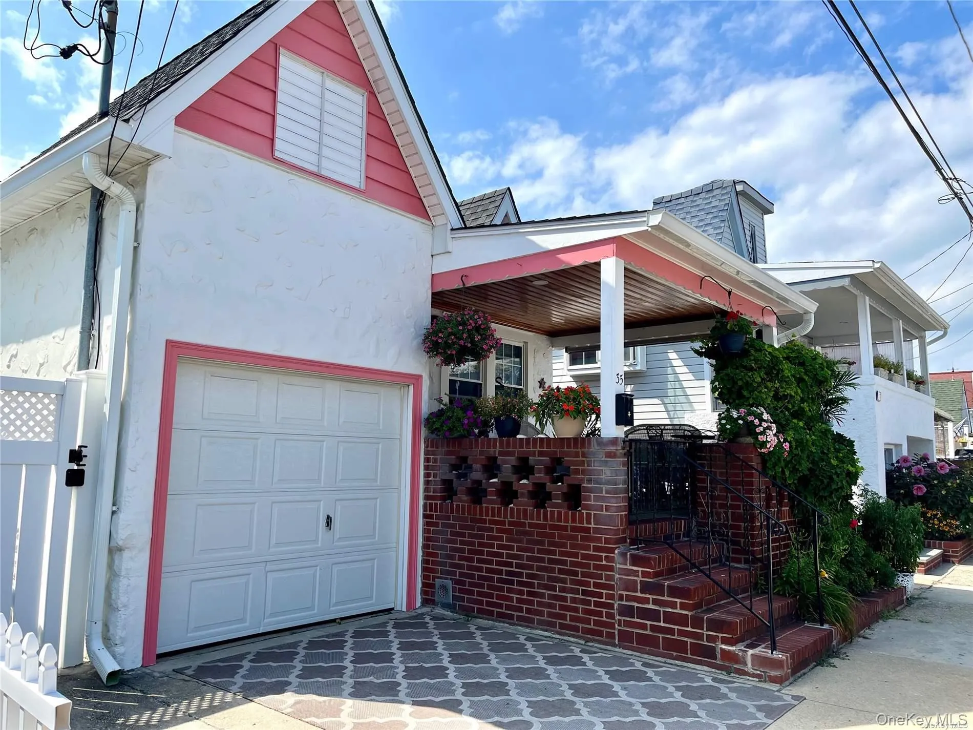 35 Oswego Avenue, Hempstead, NY, 3 Bedrooms Bedrooms, 6 Rooms Rooms,1 BathroomBathrooms,Residential Lease,For Rent,Oswego,0,1040264 35 Oswego Avenue, Hempstead, NY, 3 Bedrooms Bedrooms, 6 Rooms Rooms,1 BathroomBathrooms,Residential Lease,For Rent,Oswego,0,1040264