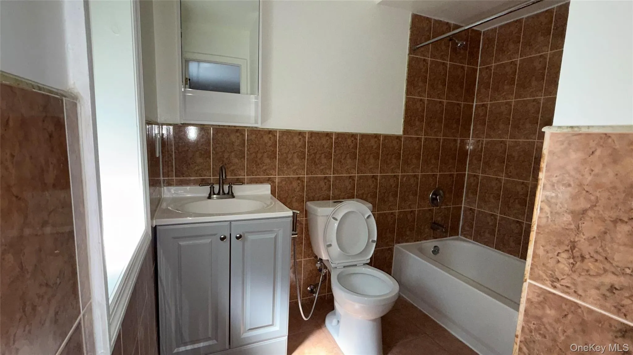 2508 81st Street, New York, NY, 3 Bedrooms Bedrooms, 7 Rooms Rooms,2 BathroomsBathrooms,Residential Lease,For Rent,81st,0,1040266 2508 81st Street, New York, NY, 3 Bedrooms Bedrooms, 7 Rooms Rooms,2 BathroomsBathrooms,Residential Lease,For Rent,81st,0,1040266