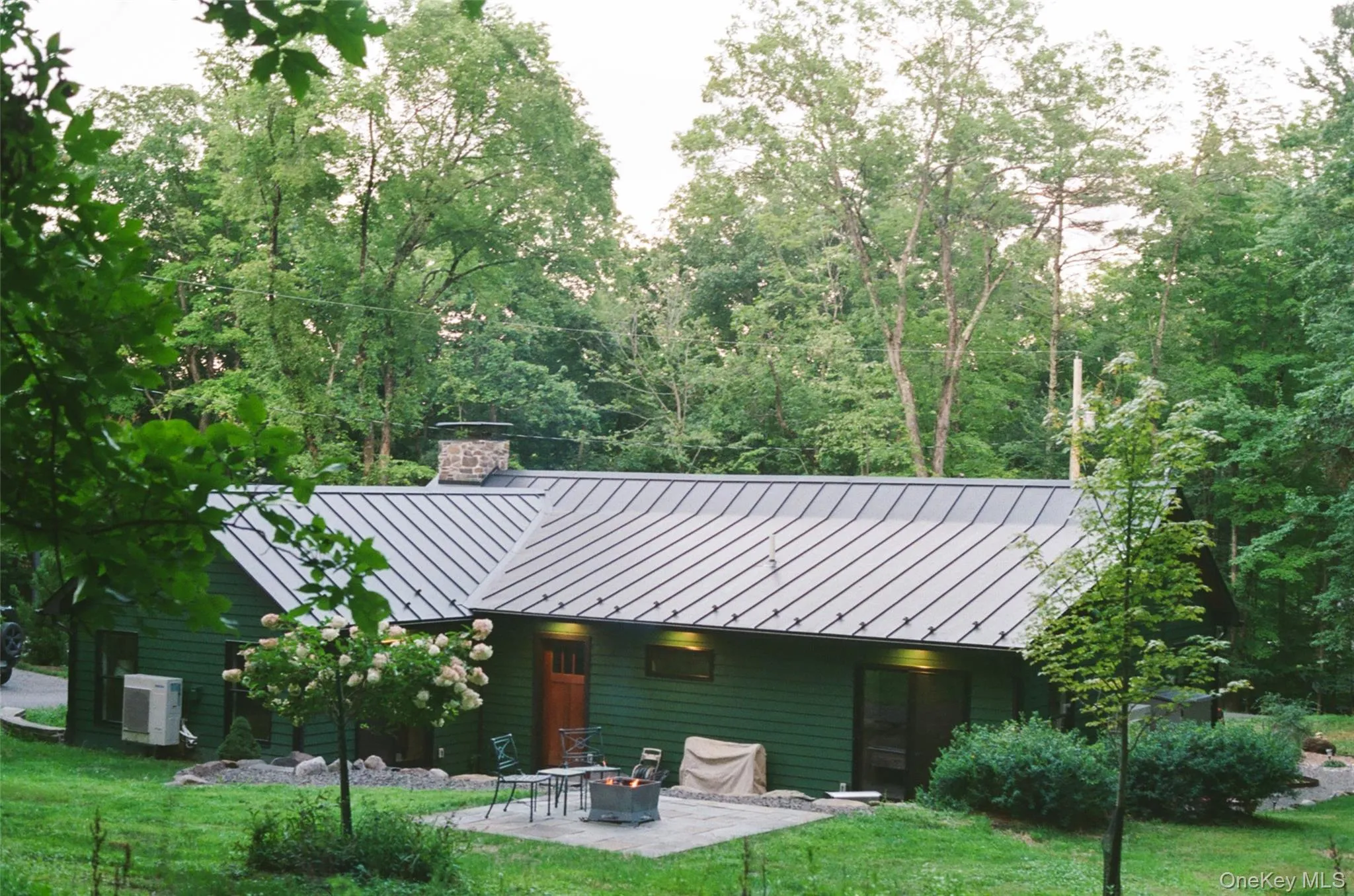 21 Vandermark Road, Woodstock, NY, 3 Bedrooms Bedrooms, 5 Rooms Rooms,2 BathroomsBathrooms,Residential,For Rent,Vandermark,0,1040267 21 Vandermark Road, Woodstock, NY, 3 Bedrooms Bedrooms, 5 Rooms Rooms,2 BathroomsBathrooms,Residential,For Rent,Vandermark,0,1040267