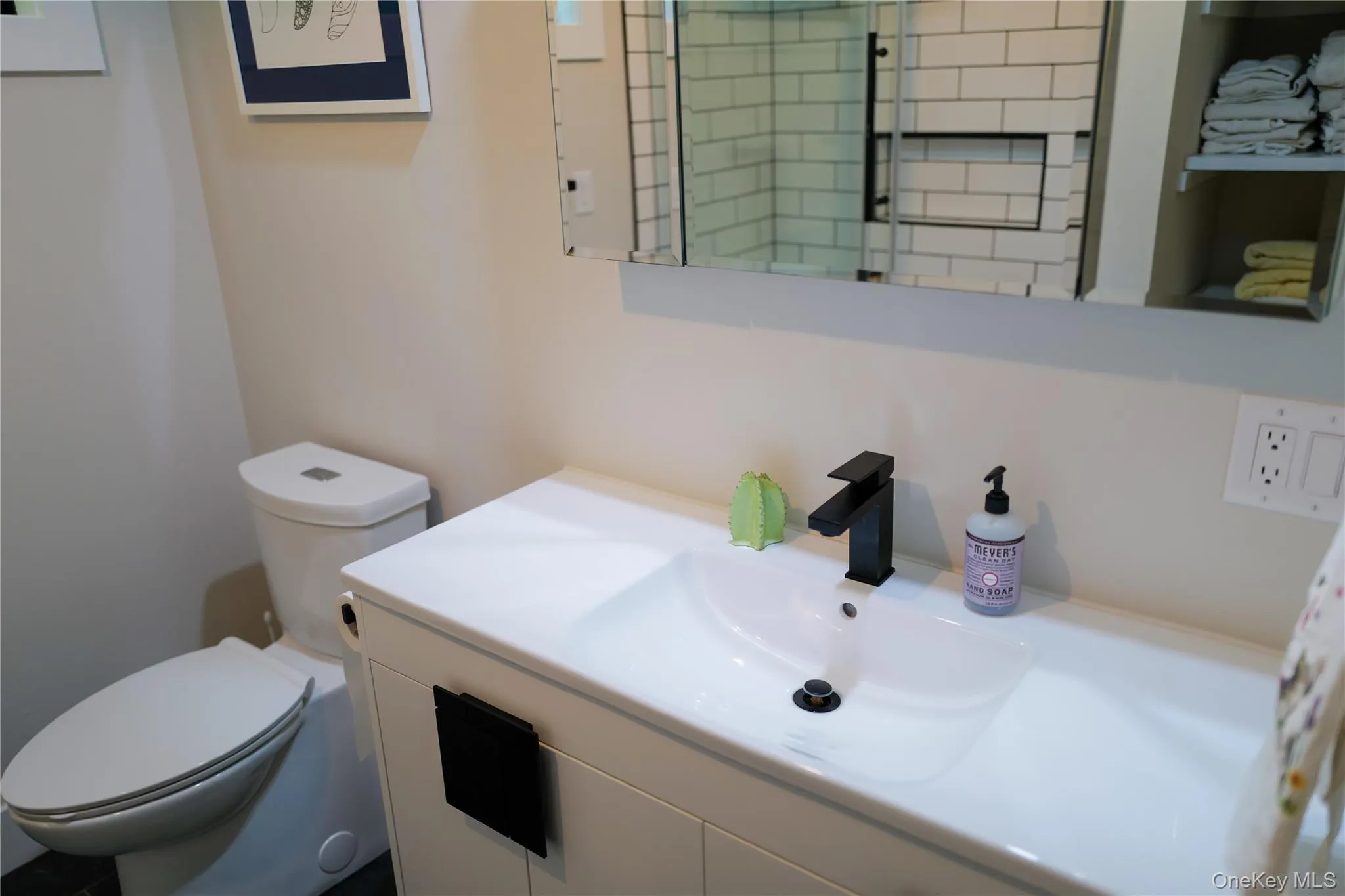 21 Vandermark Road, Woodstock, NY, 3 Bedrooms Bedrooms, 5 Rooms Rooms,2 BathroomsBathrooms,Residential,For Rent,Vandermark,0,1040267 21 Vandermark Road, Woodstock, NY, 3 Bedrooms Bedrooms, 5 Rooms Rooms,2 BathroomsBathrooms,Residential,For Rent,Vandermark,0,1040267