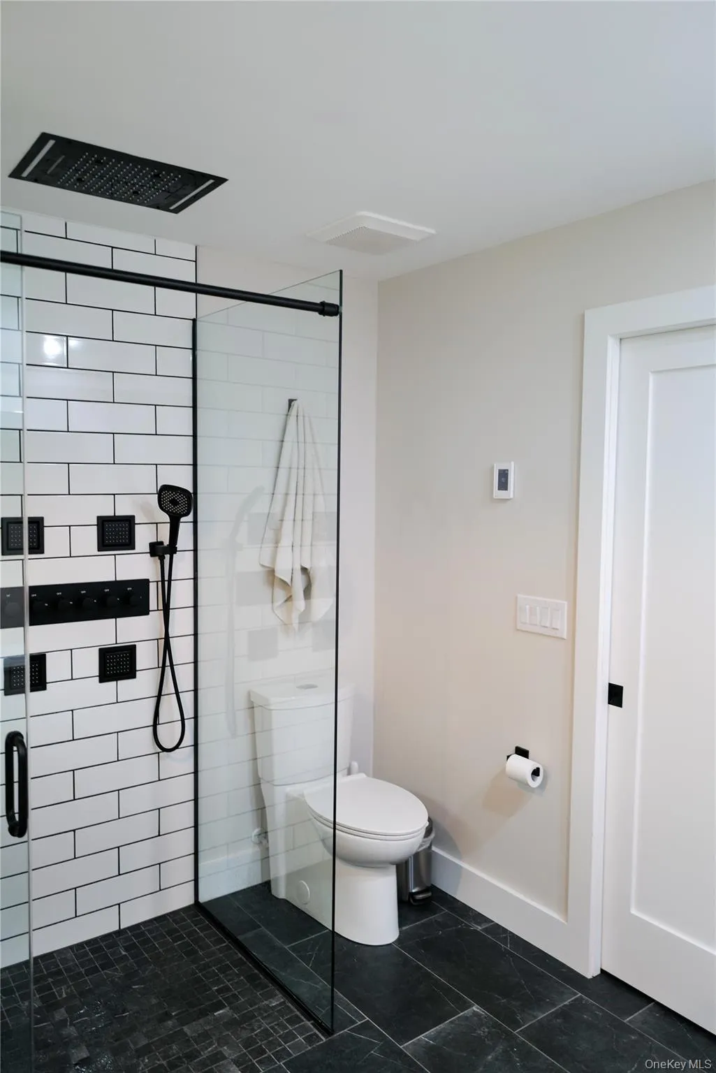 21 Vandermark Road, Woodstock, NY, 3 Bedrooms Bedrooms, 5 Rooms Rooms,2 BathroomsBathrooms,Residential,For Rent,Vandermark,0,1040267 21 Vandermark Road, Woodstock, NY, 3 Bedrooms Bedrooms, 5 Rooms Rooms,2 BathroomsBathrooms,Residential,For Rent,Vandermark,0,1040267