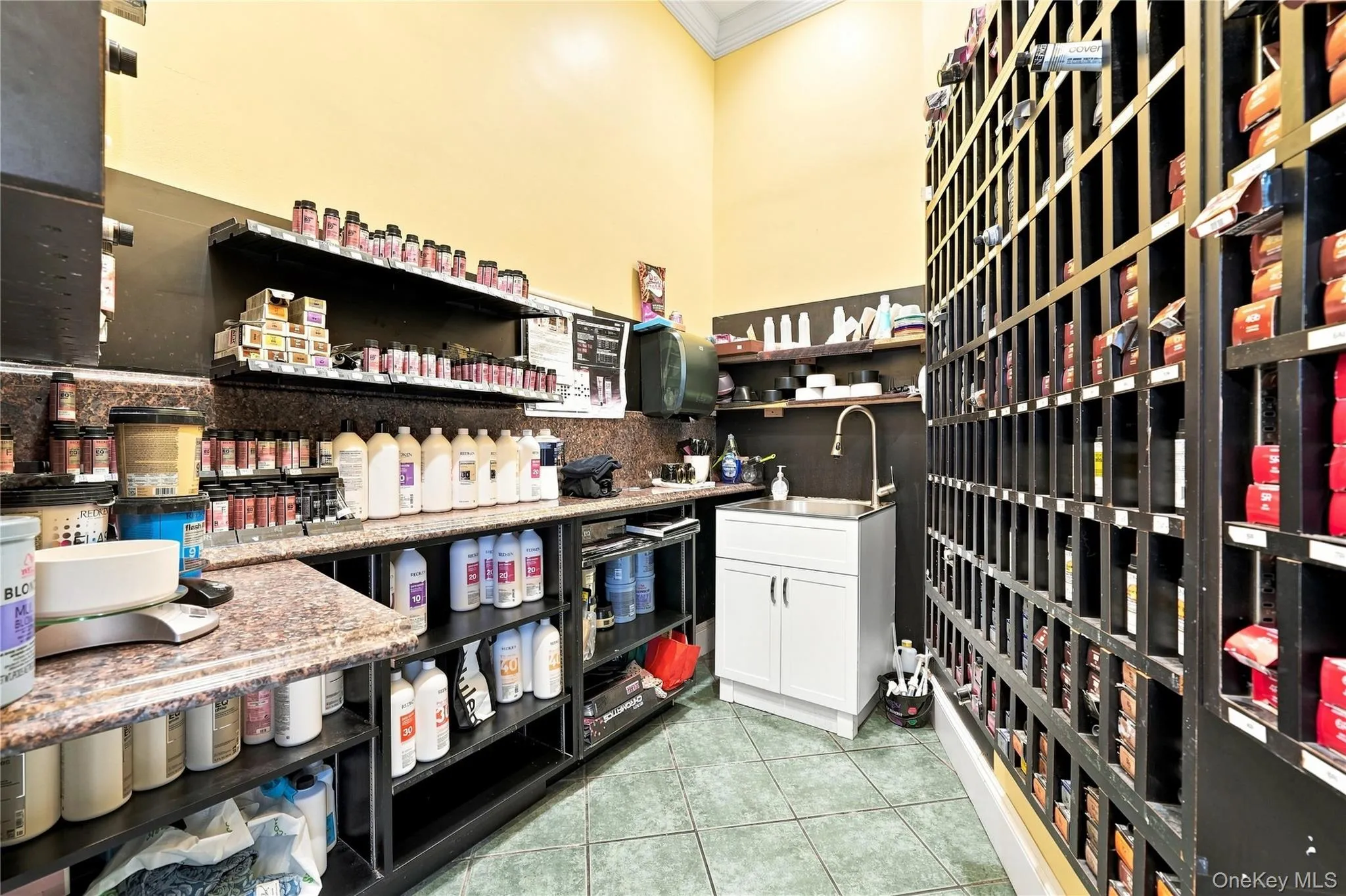 180 Broadway, Babylon, NY, ,Commercial Lease,For Rent,Broadway,0,1040270 180 Broadway, Babylon, NY, ,Commercial Lease,For Rent,Broadway,0,1040270