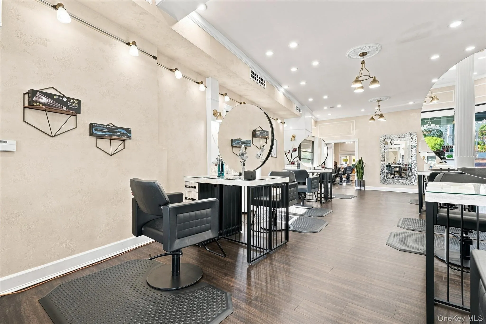 180 Broadway, Babylon, NY, ,Commercial Lease,For Rent,Broadway,0,1040270 180 Broadway, Babylon, NY, ,Commercial Lease,For Rent,Broadway,0,1040270
