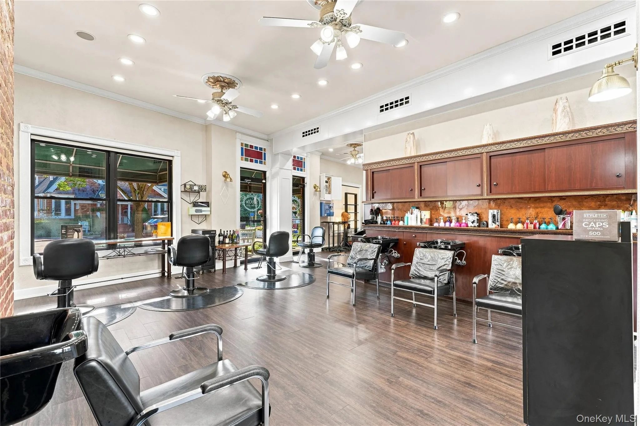 180 Broadway, Babylon, NY, ,Commercial Lease,For Rent,Broadway,0,1040270 180 Broadway, Babylon, NY, ,Commercial Lease,For Rent,Broadway,0,1040270