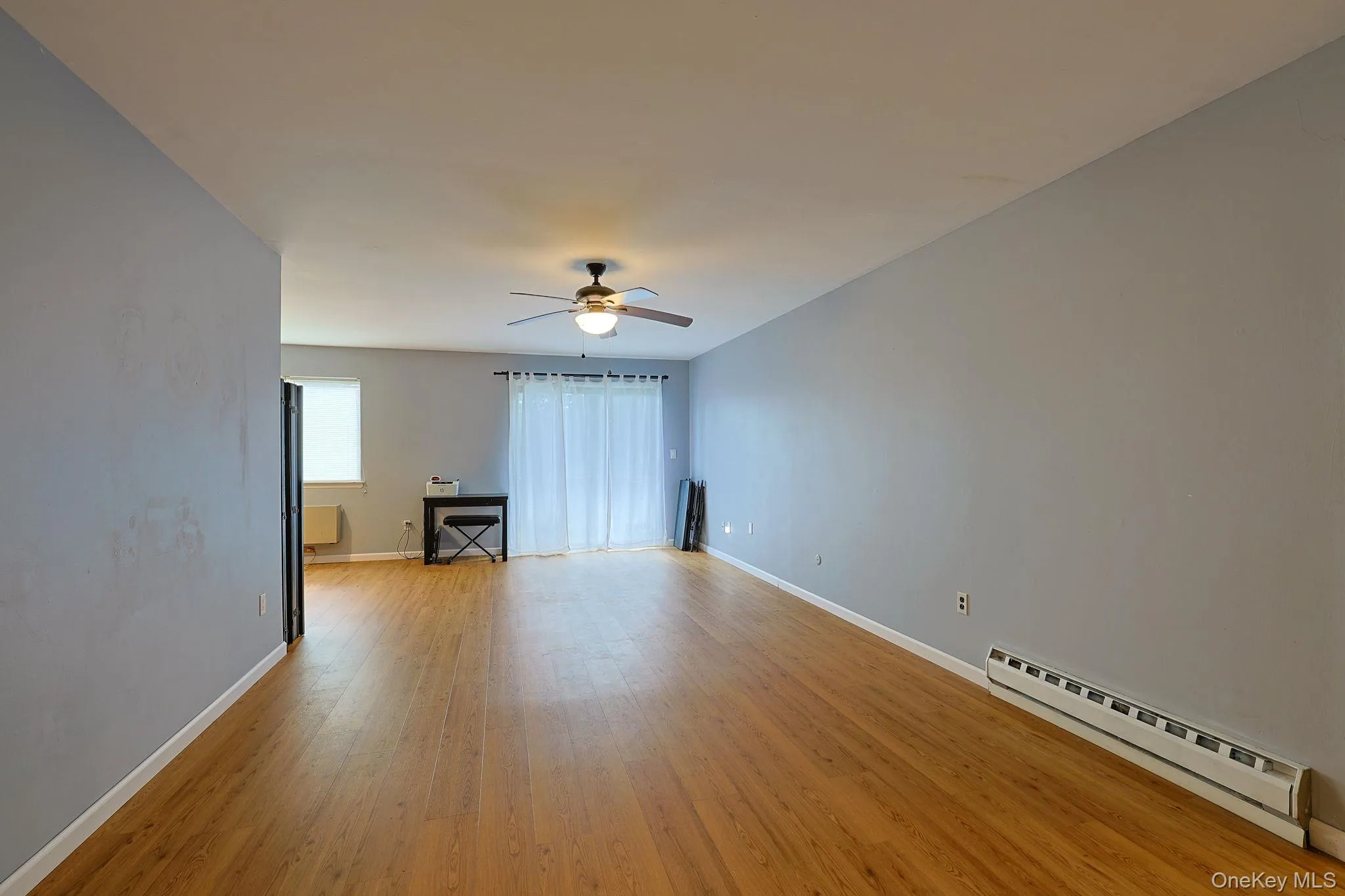 Spacious living room Spacious living room