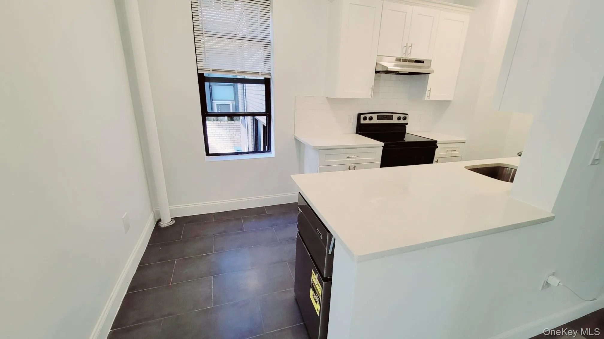 6109 39th Avenue, New York, NY, 2 Rooms Rooms,1 BathroomBathrooms,Residential Lease,For Rent,39th,0,1040275 6109 39th Avenue, New York, NY, 2 Rooms Rooms,1 BathroomBathrooms,Residential Lease,For Rent,39th,0,1040275