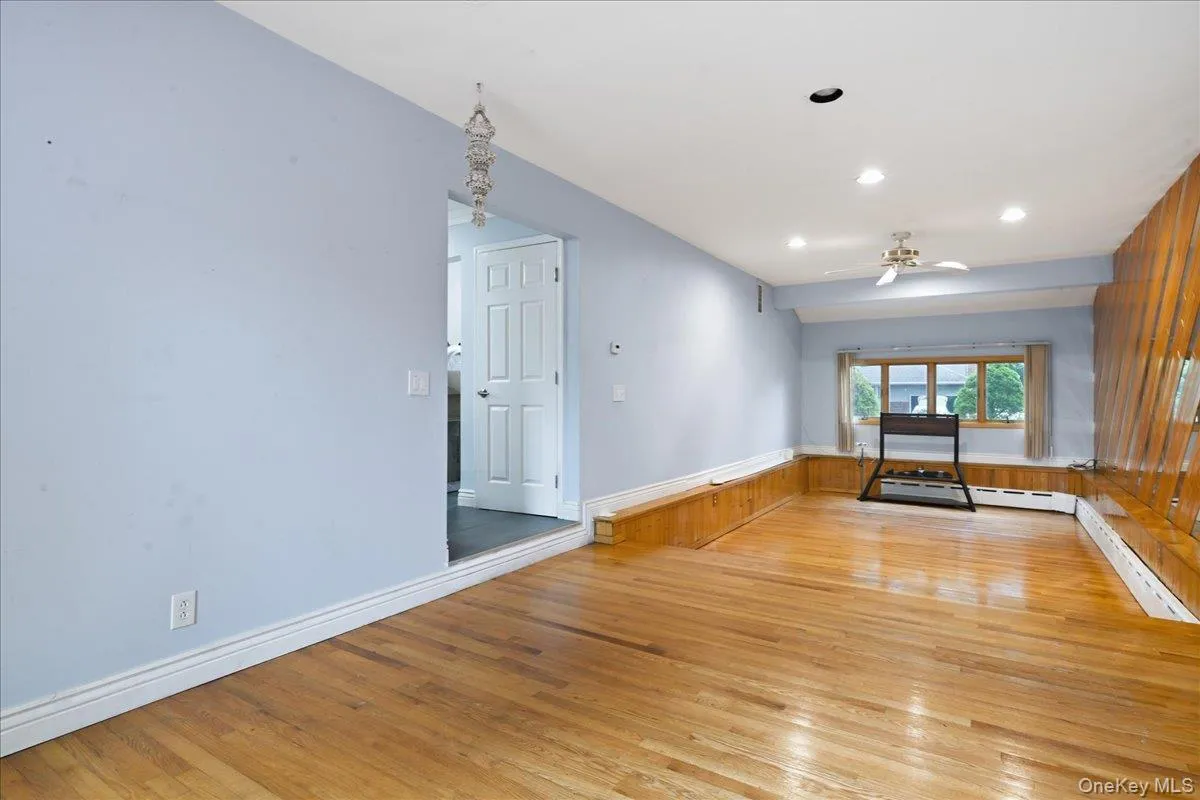 701 Hoover Street, Hempstead, NY, 4 Bedrooms Bedrooms, 8 Rooms Rooms,2 BathroomsBathrooms,Residential,For Rent,Hoover,0,1040278 701 Hoover Street, Hempstead, NY, 4 Bedrooms Bedrooms, 8 Rooms Rooms,2 BathroomsBathrooms,Residential,For Rent,Hoover,0,1040278