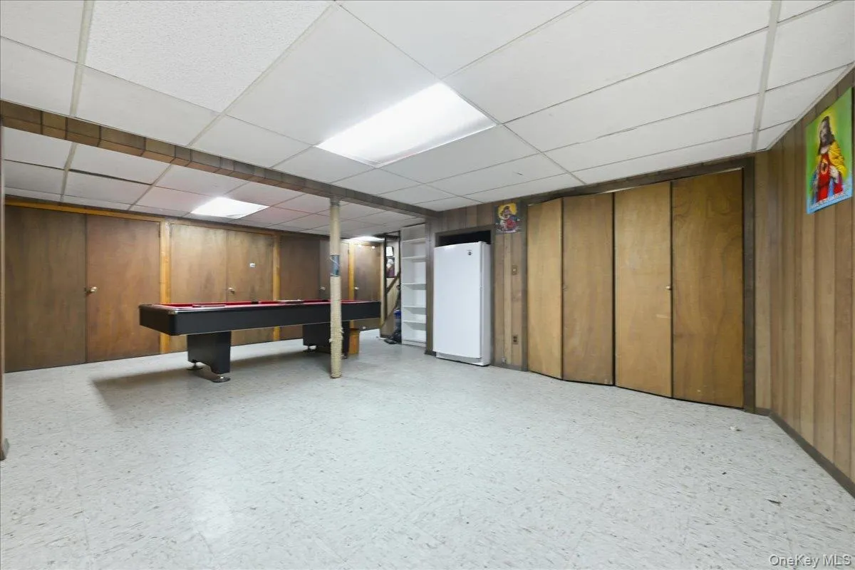 701 Hoover Street, Hempstead, NY, 4 Bedrooms Bedrooms, 8 Rooms Rooms,2 BathroomsBathrooms,Residential,For Rent,Hoover,0,1040278 701 Hoover Street, Hempstead, NY, 4 Bedrooms Bedrooms, 8 Rooms Rooms,2 BathroomsBathrooms,Residential,For Rent,Hoover,0,1040278