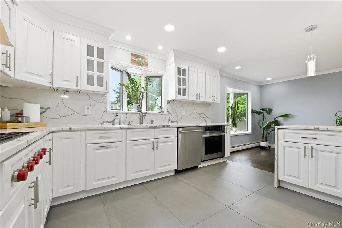 701 Hoover Street, Hempstead, NY, 4 Bedrooms Bedrooms, 8 Rooms Rooms,2 BathroomsBathrooms,Residential,For Rent,Hoover,0,1040278 701 Hoover Street, Hempstead, NY, 4 Bedrooms Bedrooms, 8 Rooms Rooms,2 BathroomsBathrooms,Residential,For Rent,Hoover,0,1040278