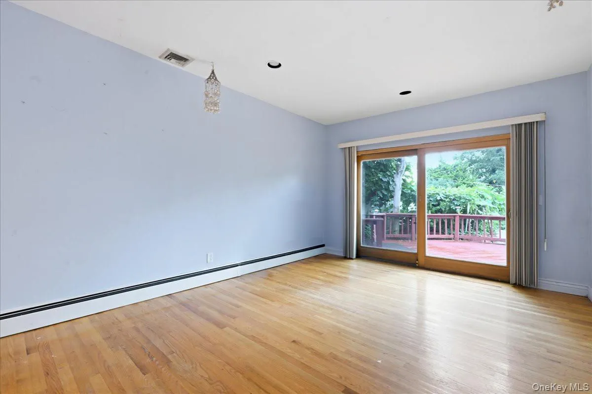701 Hoover Street, Hempstead, NY, 4 Bedrooms Bedrooms, 8 Rooms Rooms,2 BathroomsBathrooms,Residential,For Rent,Hoover,0,1040278 701 Hoover Street, Hempstead, NY, 4 Bedrooms Bedrooms, 8 Rooms Rooms,2 BathroomsBathrooms,Residential,For Rent,Hoover,0,1040278
