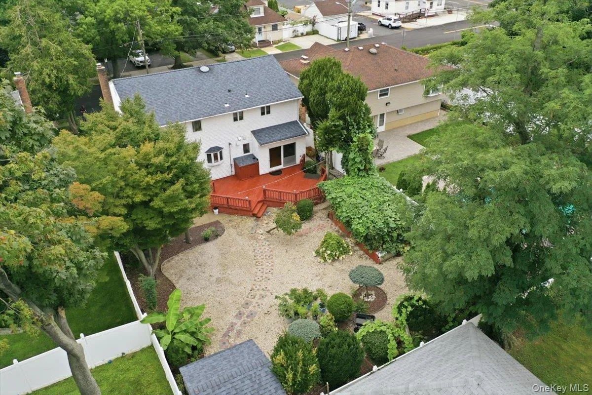 701 Hoover Street, Hempstead, NY, 4 Bedrooms Bedrooms, 8 Rooms Rooms,2 BathroomsBathrooms,Residential,For Rent,Hoover,0,1040278 701 Hoover Street, Hempstead, NY, 4 Bedrooms Bedrooms, 8 Rooms Rooms,2 BathroomsBathrooms,Residential,For Rent,Hoover,0,1040278