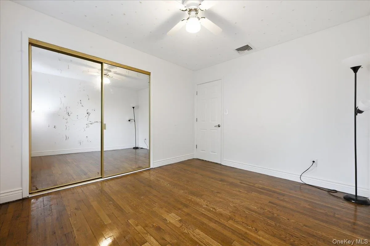701 Hoover Street, Hempstead, NY, 4 Bedrooms Bedrooms, 8 Rooms Rooms,2 BathroomsBathrooms,Residential,For Rent,Hoover,0,1040278 701 Hoover Street, Hempstead, NY, 4 Bedrooms Bedrooms, 8 Rooms Rooms,2 BathroomsBathrooms,Residential,For Rent,Hoover,0,1040278