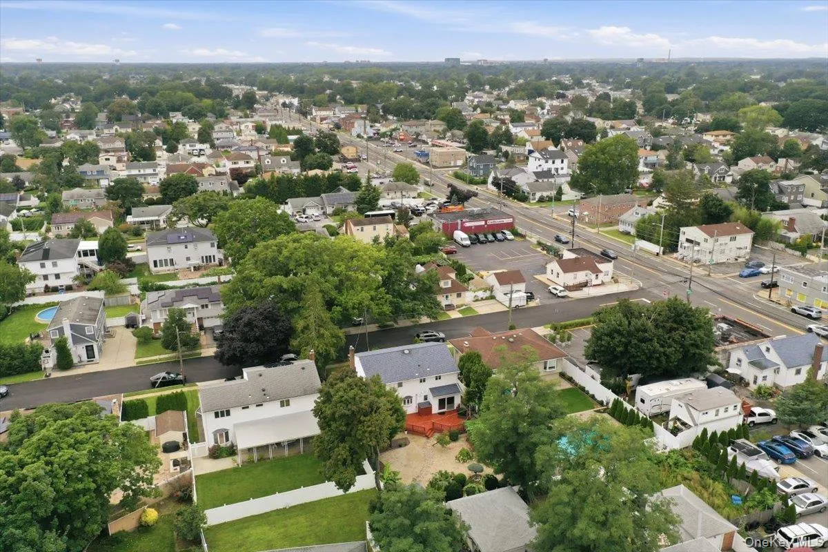 701 Hoover Street, Hempstead, NY, 4 Bedrooms Bedrooms, 8 Rooms Rooms,2 BathroomsBathrooms,Residential,For Rent,Hoover,0,1040278 701 Hoover Street, Hempstead, NY, 4 Bedrooms Bedrooms, 8 Rooms Rooms,2 BathroomsBathrooms,Residential,For Rent,Hoover,0,1040278