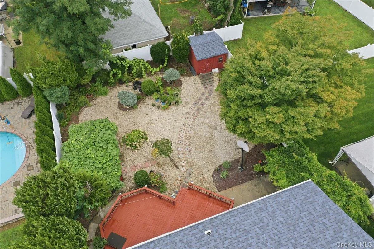 701 Hoover Street, Hempstead, NY, 4 Bedrooms Bedrooms, 8 Rooms Rooms,2 BathroomsBathrooms,Residential,For Rent,Hoover,0,1040278 701 Hoover Street, Hempstead, NY, 4 Bedrooms Bedrooms, 8 Rooms Rooms,2 BathroomsBathrooms,Residential,For Rent,Hoover,0,1040278