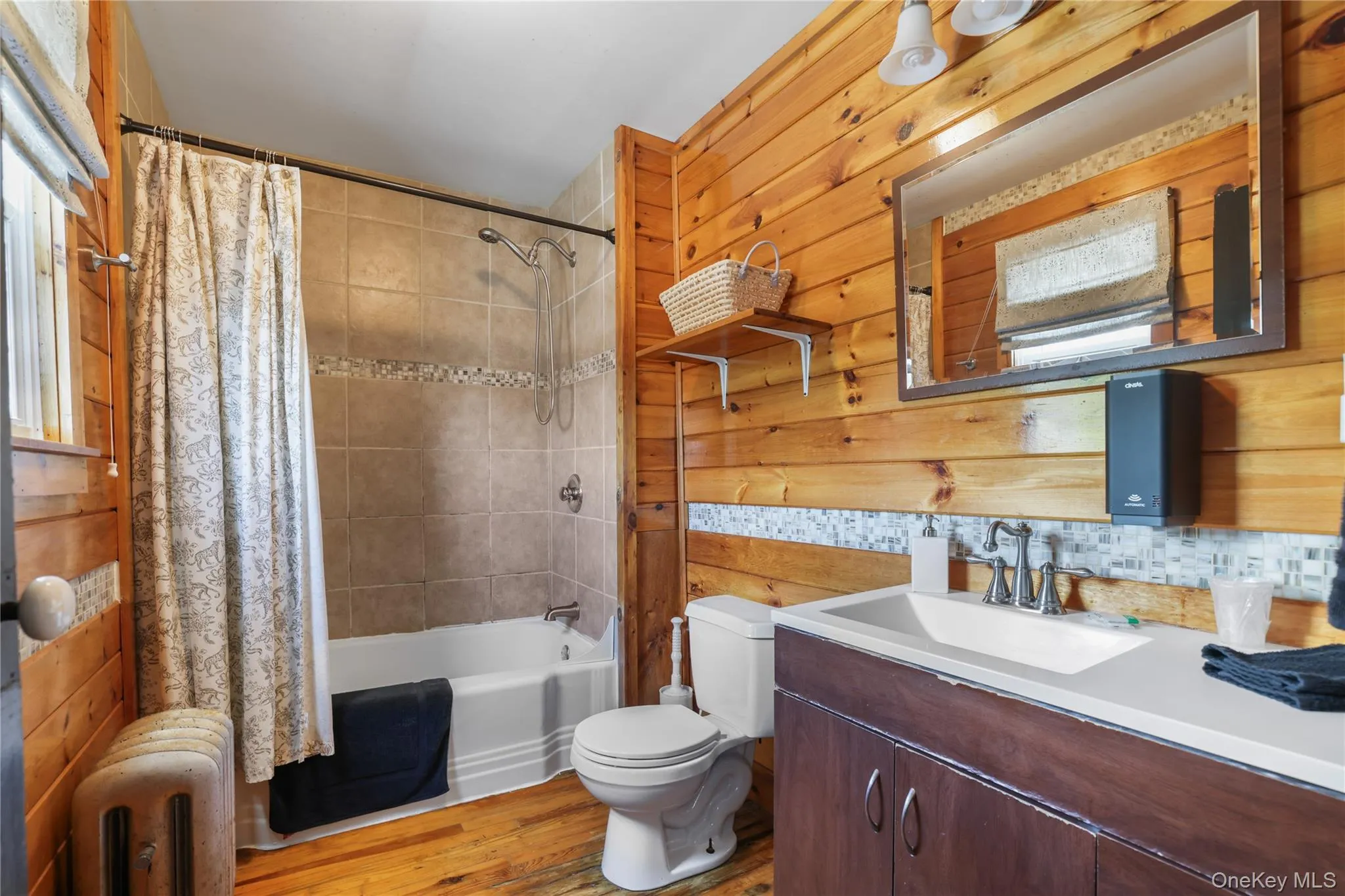28 Upper Main Street, Callicoon, NY, 7 Bedrooms Bedrooms, 8 Rooms Rooms,2 BathroomsBathrooms,Residential,For Rent,Upper Main,0,1040279 28 Upper Main Street, Callicoon, NY, 7 Bedrooms Bedrooms, 8 Rooms Rooms,2 BathroomsBathrooms,Residential,For Rent,Upper Main,0,1040279
