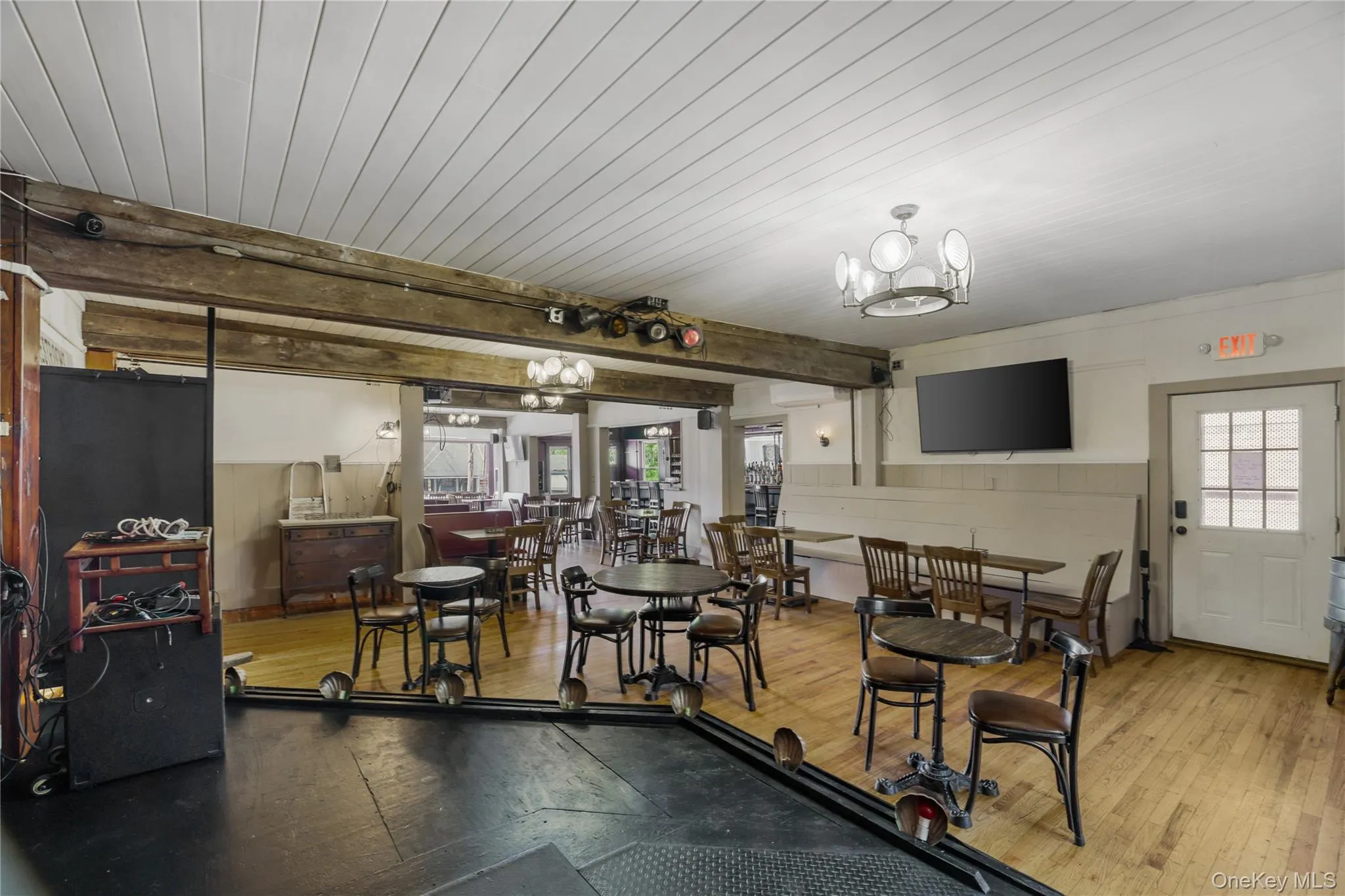 28 Upper Main Street, Callicoon, NY, 7 Bedrooms Bedrooms, 8 Rooms Rooms,2 BathroomsBathrooms,Residential,For Rent,Upper Main,0,1040279 28 Upper Main Street, Callicoon, NY, 7 Bedrooms Bedrooms, 8 Rooms Rooms,2 BathroomsBathrooms,Residential,For Rent,Upper Main,0,1040279