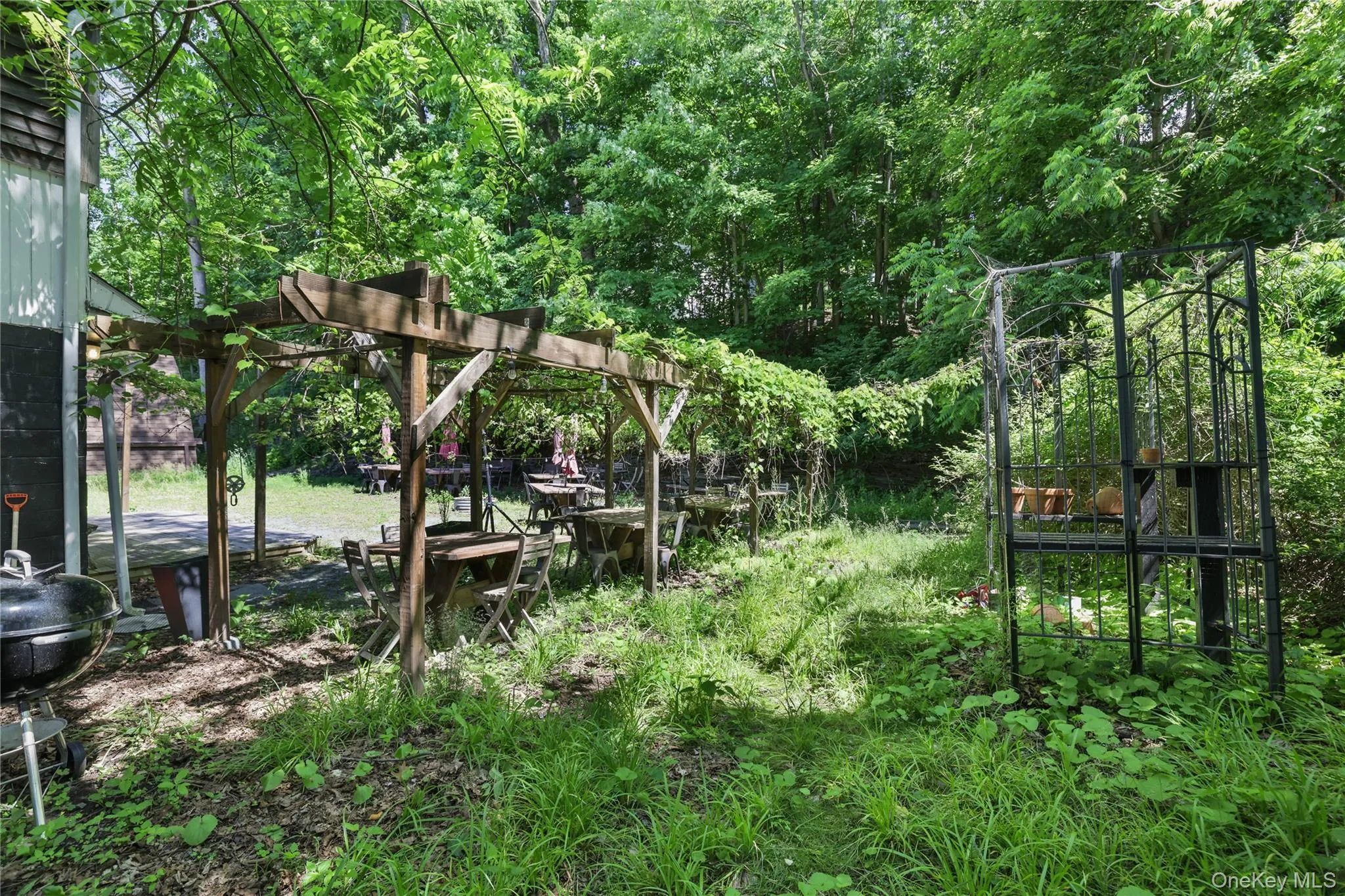 28 Upper Main Street, Callicoon, NY, 7 Bedrooms Bedrooms, 8 Rooms Rooms,2 BathroomsBathrooms,Residential,For Rent,Upper Main,0,1040279 28 Upper Main Street, Callicoon, NY, 7 Bedrooms Bedrooms, 8 Rooms Rooms,2 BathroomsBathrooms,Residential,For Rent,Upper Main,0,1040279