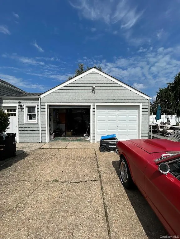76 Idaho Street, Babylon, NY, 4 Bedrooms Bedrooms, 10 Rooms Rooms,2 BathroomsBathrooms,Residential,For Rent,Idaho,0,1040280 76 Idaho Street, Babylon, NY, 4 Bedrooms Bedrooms, 10 Rooms Rooms,2 BathroomsBathrooms,Residential,For Rent,Idaho,0,1040280
