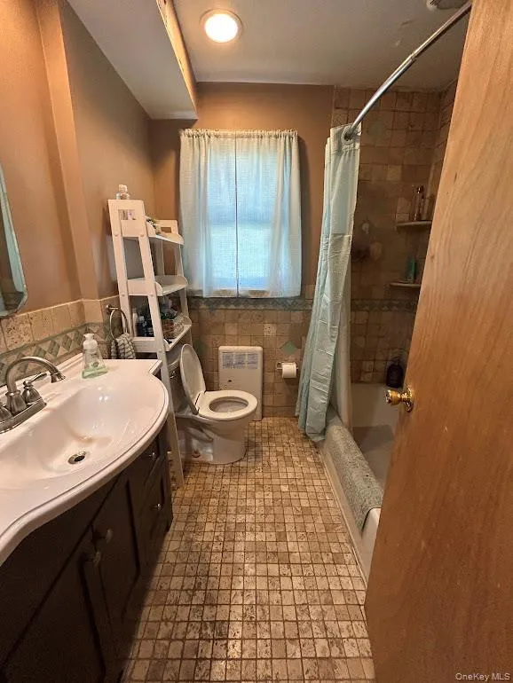 76 Idaho Street, Babylon, NY, 4 Bedrooms Bedrooms, 10 Rooms Rooms,2 BathroomsBathrooms,Residential,For Rent,Idaho,0,1040280 76 Idaho Street, Babylon, NY, 4 Bedrooms Bedrooms, 10 Rooms Rooms,2 BathroomsBathrooms,Residential,For Rent,Idaho,0,1040280