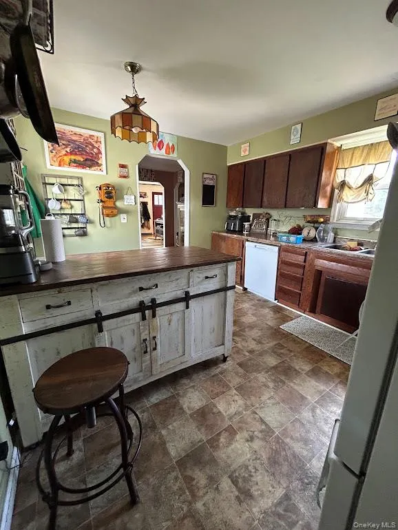 76 Idaho Street, Babylon, NY, 4 Bedrooms Bedrooms, 10 Rooms Rooms,2 BathroomsBathrooms,Residential,For Rent,Idaho,0,1040280 76 Idaho Street, Babylon, NY, 4 Bedrooms Bedrooms, 10 Rooms Rooms,2 BathroomsBathrooms,Residential,For Rent,Idaho,0,1040280