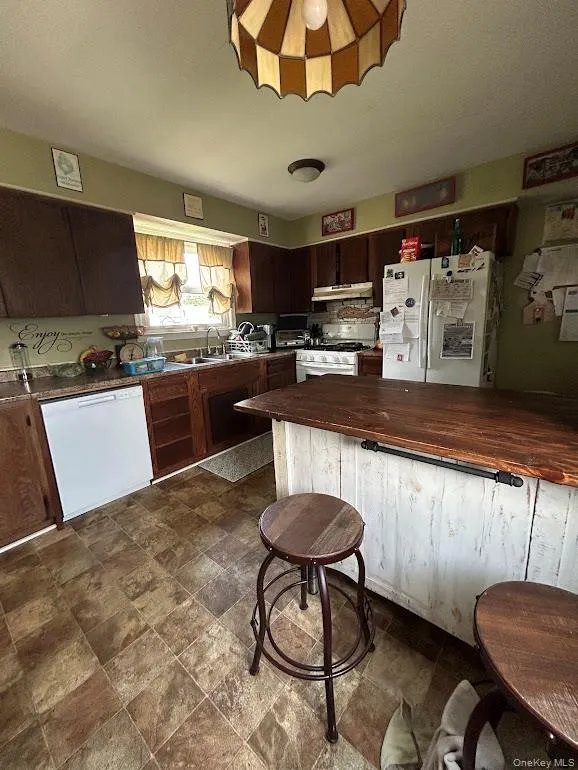 76 Idaho Street, Babylon, NY, 4 Bedrooms Bedrooms, 10 Rooms Rooms,2 BathroomsBathrooms,Residential,For Rent,Idaho,0,1040280 76 Idaho Street, Babylon, NY, 4 Bedrooms Bedrooms, 10 Rooms Rooms,2 BathroomsBathrooms,Residential,For Rent,Idaho,0,1040280