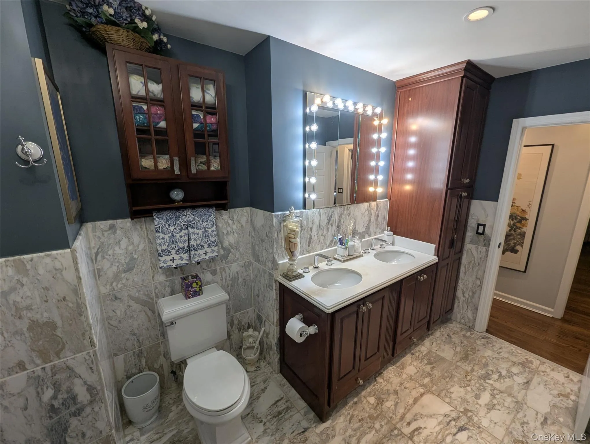 28 Brookfield Road, Smithtown, NY, 3 Bedrooms Bedrooms, 9 Rooms Rooms,2 BathroomsBathrooms,Residential Lease,For Rent,Brookfield,0,1040281 28 Brookfield Road, Smithtown, NY, 3 Bedrooms Bedrooms, 9 Rooms Rooms,2 BathroomsBathrooms,Residential Lease,For Rent,Brookfield,0,1040281
