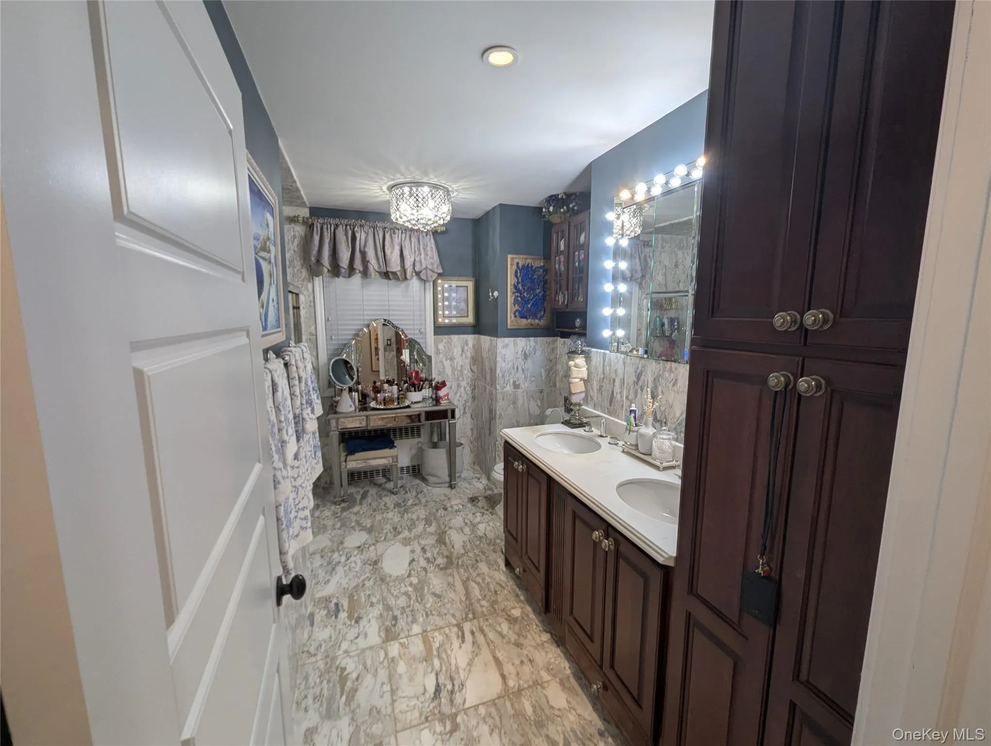 28 Brookfield Road, Smithtown, NY, 3 Bedrooms Bedrooms, 9 Rooms Rooms,2 BathroomsBathrooms,Residential Lease,For Rent,Brookfield,0,1040281 28 Brookfield Road, Smithtown, NY, 3 Bedrooms Bedrooms, 9 Rooms Rooms,2 BathroomsBathrooms,Residential Lease,For Rent,Brookfield,0,1040281