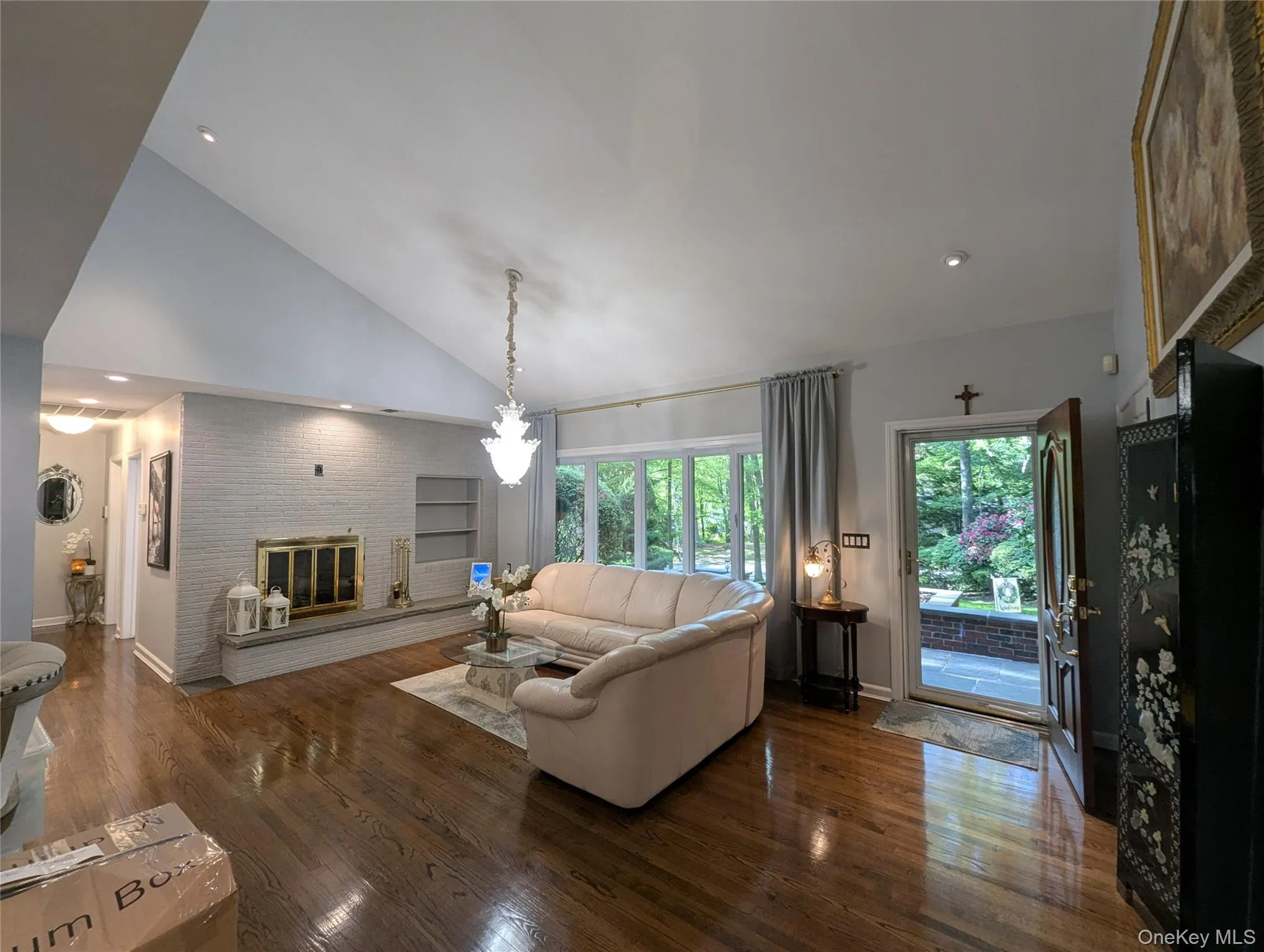 28 Brookfield Road, Smithtown, NY, 3 Bedrooms Bedrooms, 9 Rooms Rooms,2 BathroomsBathrooms,Residential Lease,For Rent,Brookfield,0,1040281 28 Brookfield Road, Smithtown, NY, 3 Bedrooms Bedrooms, 9 Rooms Rooms,2 BathroomsBathrooms,Residential Lease,For Rent,Brookfield,0,1040281