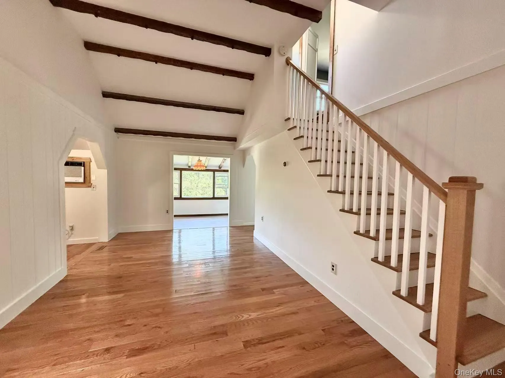 17 Mary Avenue, Carmel, NY, 3 Bedrooms Bedrooms, 6 Rooms Rooms,2 BathroomsBathrooms,Residential,For Rent,Mary,0,1040283 17 Mary Avenue, Carmel, NY, 3 Bedrooms Bedrooms, 6 Rooms Rooms,2 BathroomsBathrooms,Residential,For Rent,Mary,0,1040283