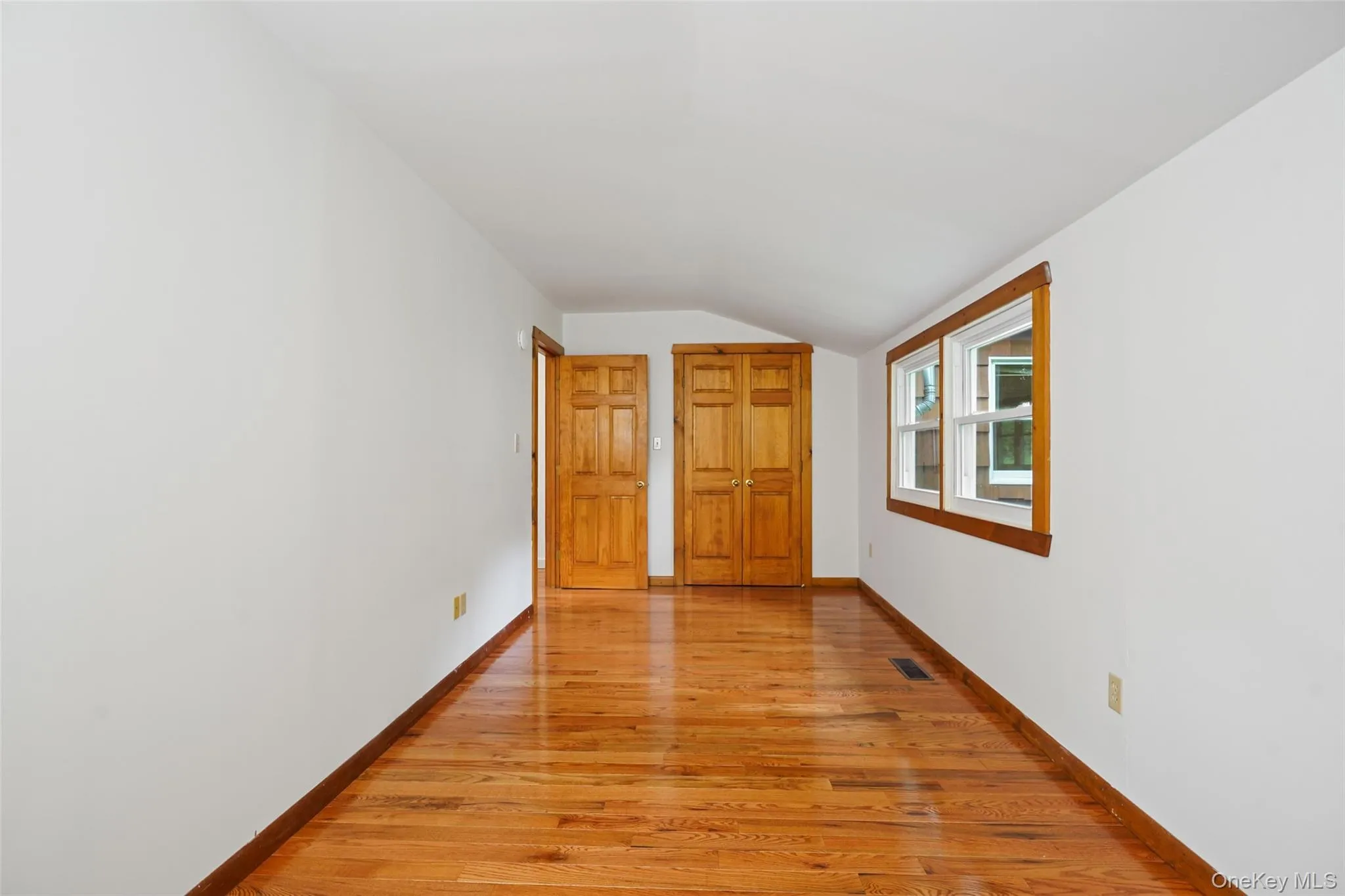 17 Mary Avenue, Carmel, NY, 3 Bedrooms Bedrooms, 6 Rooms Rooms,2 BathroomsBathrooms,Residential,For Rent,Mary,0,1040283 17 Mary Avenue, Carmel, NY, 3 Bedrooms Bedrooms, 6 Rooms Rooms,2 BathroomsBathrooms,Residential,For Rent,Mary,0,1040283